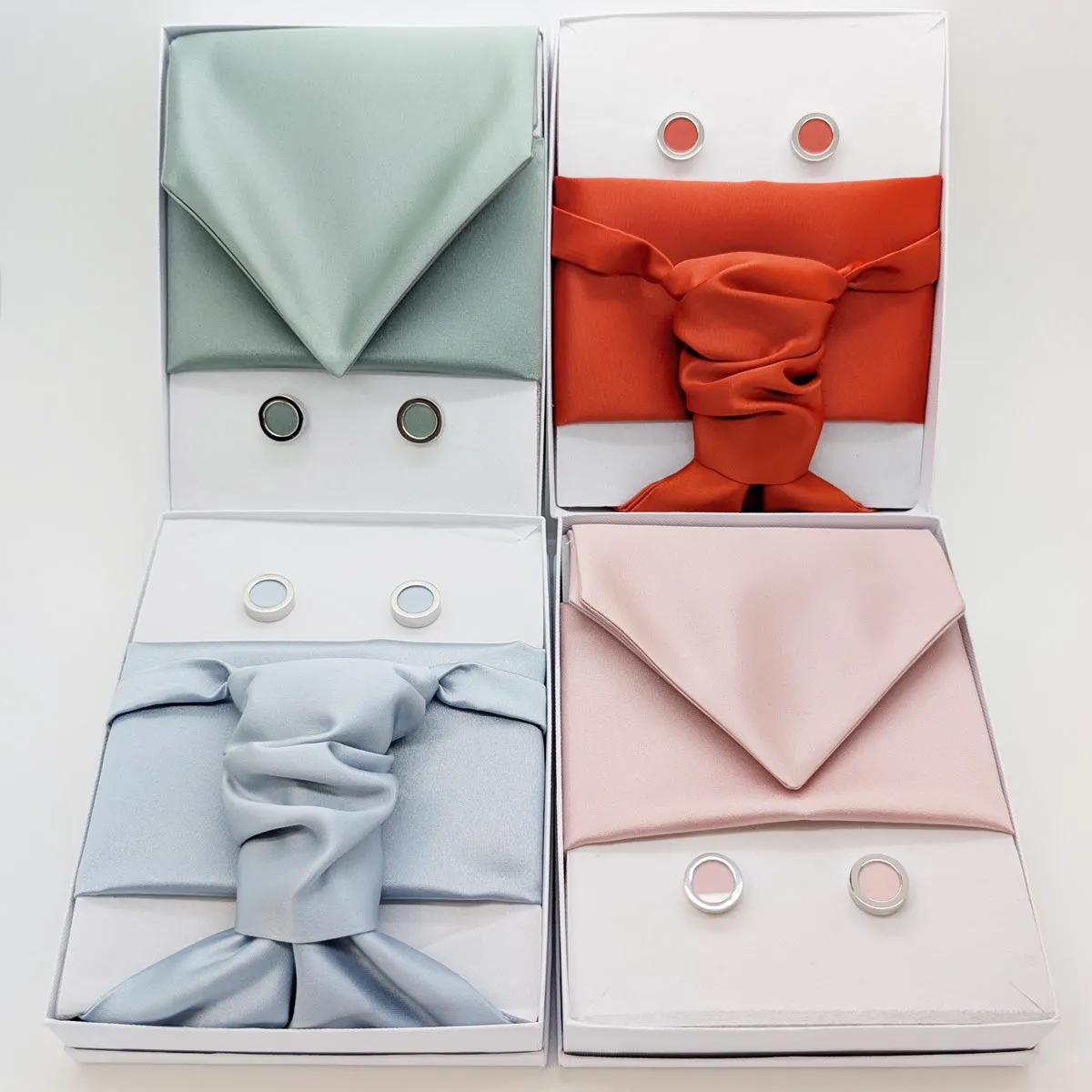 Hunter Green Wedding Cravat sold by Cargo product image thumbnail 3