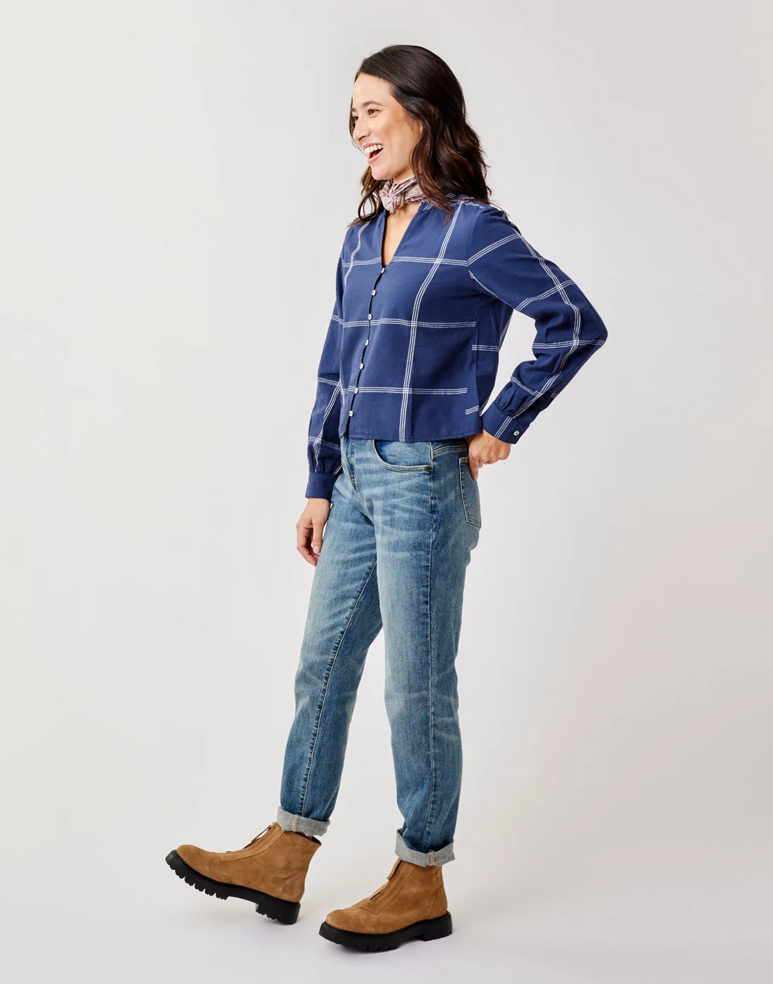 Carson Hi Rise Jean: Favorite Fade sold by Carve Designs product image thumbnail 2