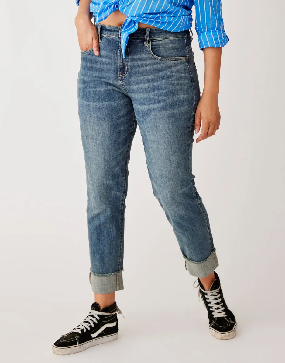 Carson Hi Rise Jean: Favorite Fade sold by Carve Designs product image thumbnail 4