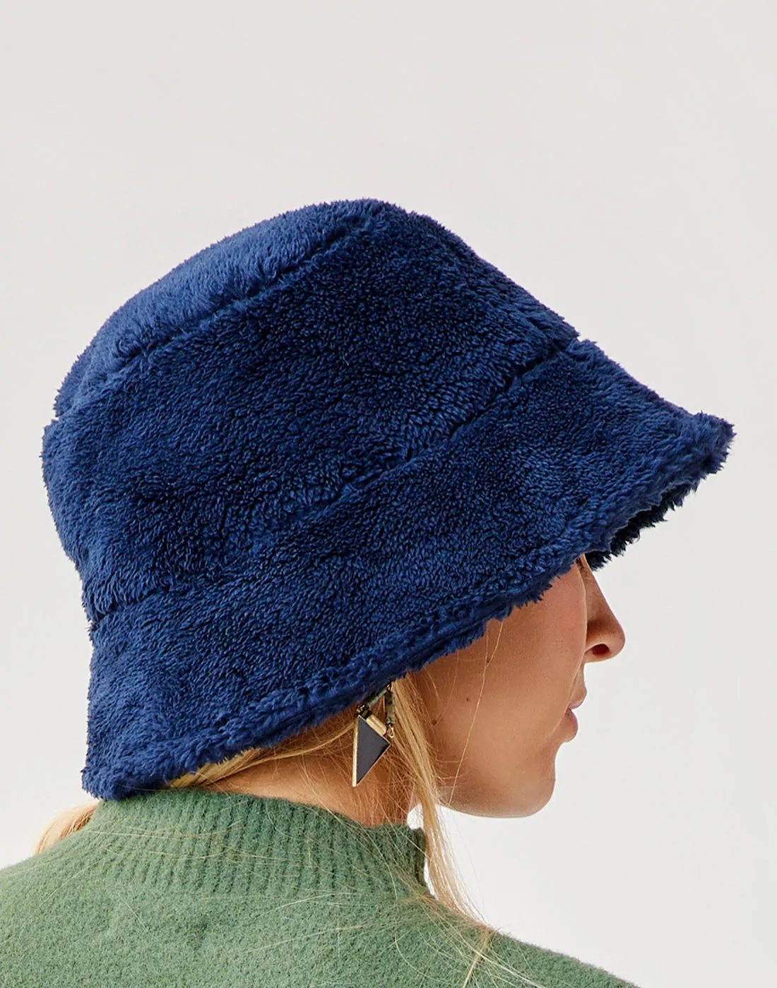 Sherpa Bucket Hat: Navy sold by Carve Designs product image thumbnail 4