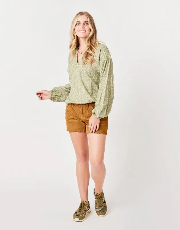 Oahu 4" Short: Cocoa sold by Carve Designs