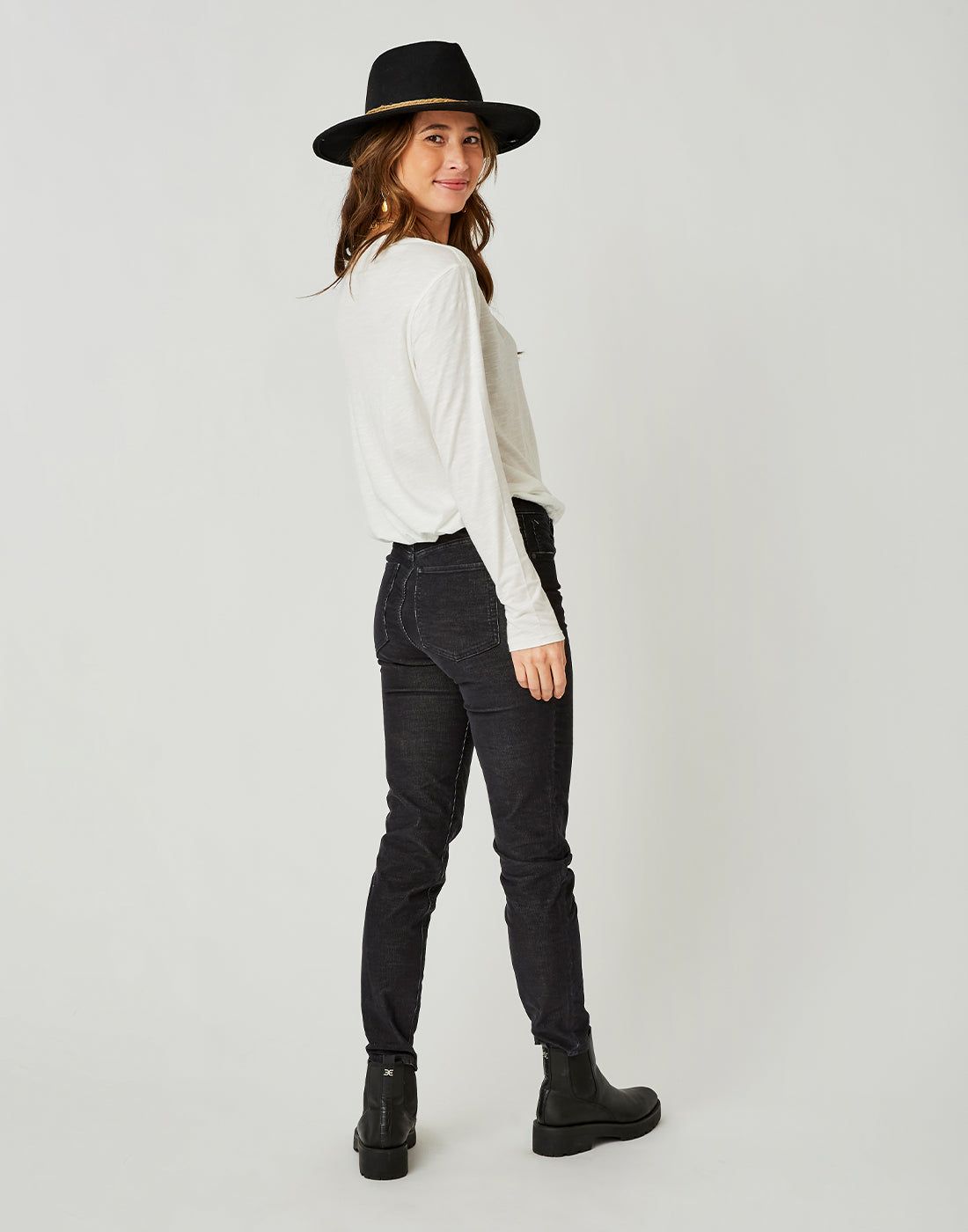 Lorena Top: White - FINAL SALE sold by Carve Designs product image thumbnail 3