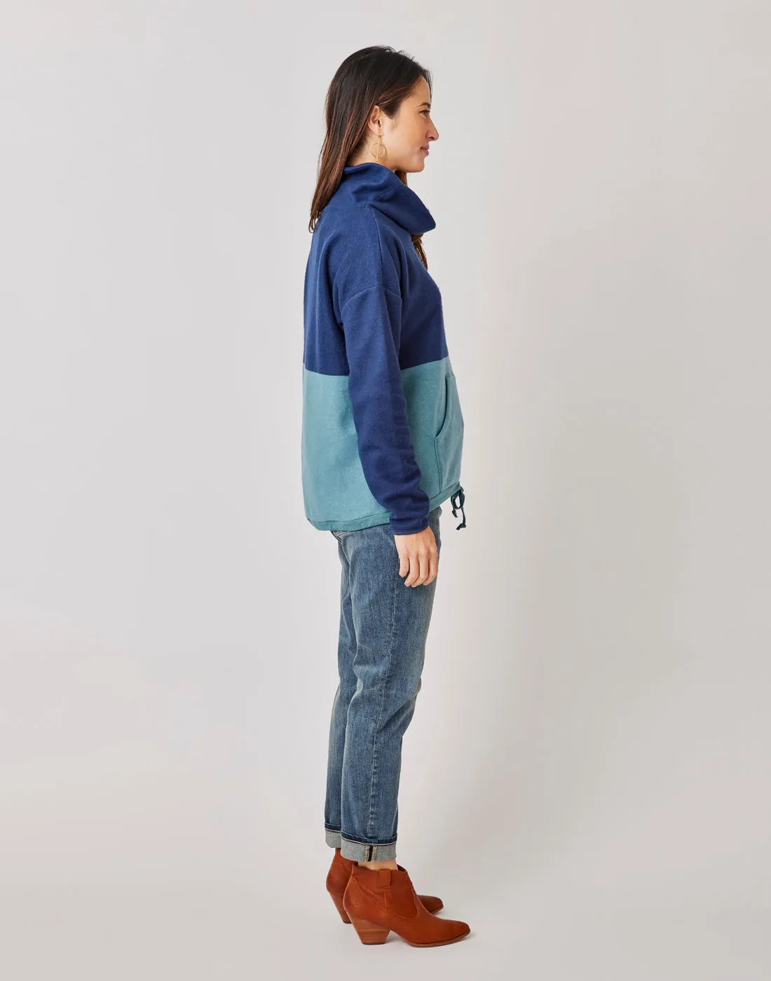 Rowayton Colorblock Cowl: Navy w. Hydro - FINAL SALE sold by Carve Designs product image thumbnail 3