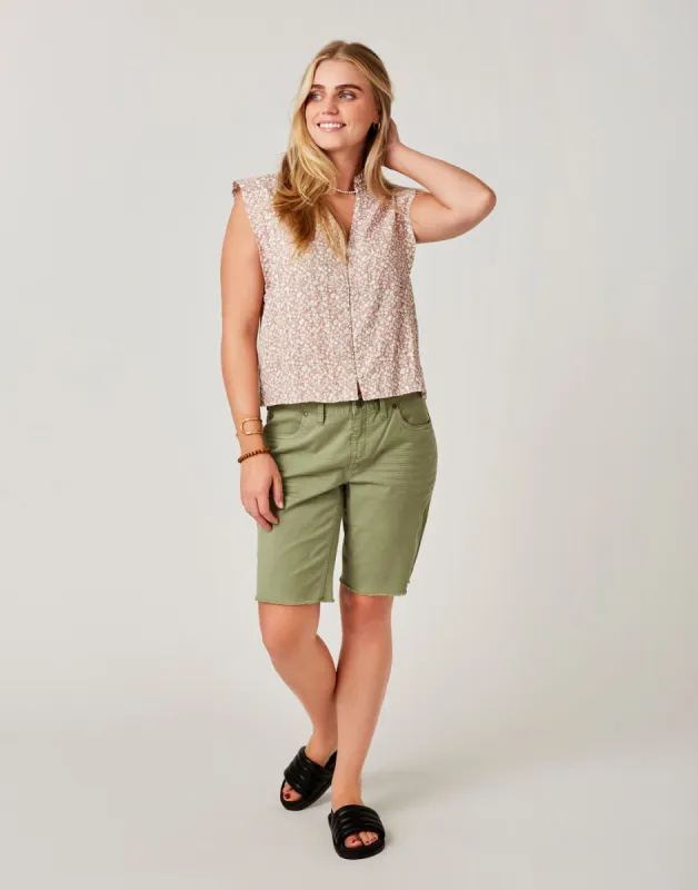 Oahu 10" Twill Short: Olive sold by Carve Designs