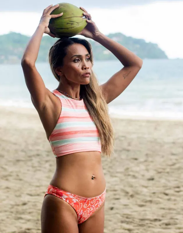 Sanitas Reversible Set sold by Carve Designs