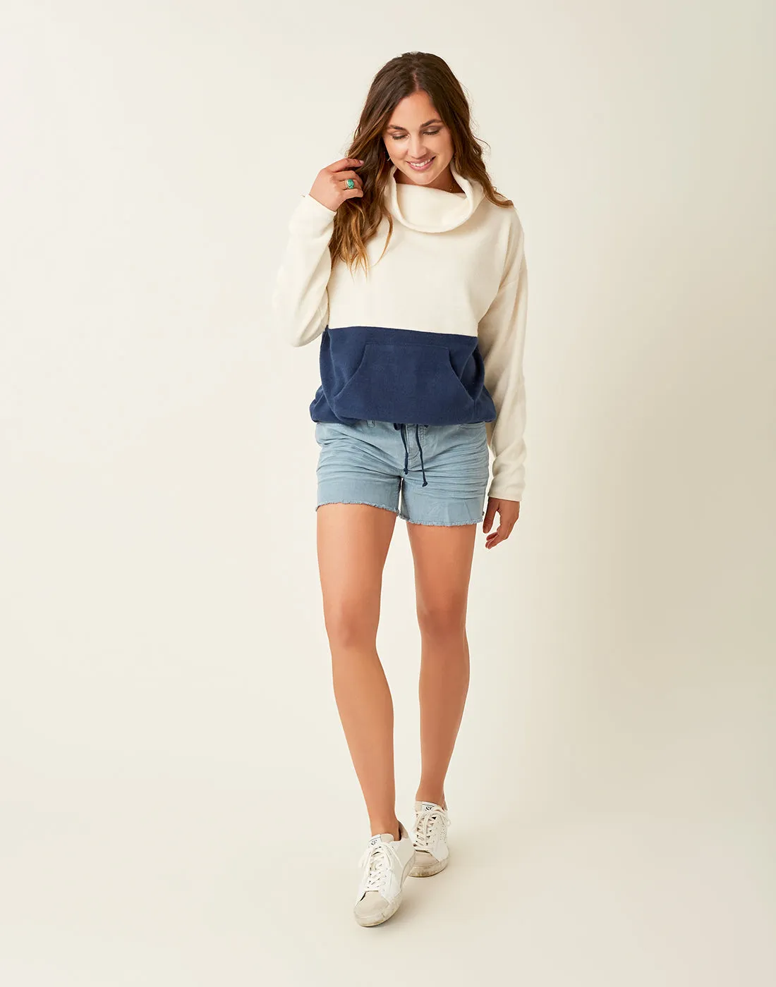 Oahu 4" Short: Delta sold by Carve Designs