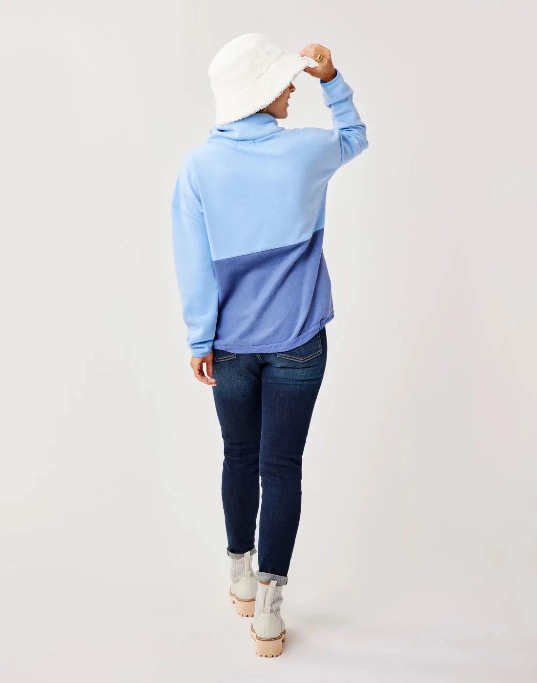 Rowayton Colorblock Cowl: Peri w. Coastal sold by Carve Designs product image thumbnail 3