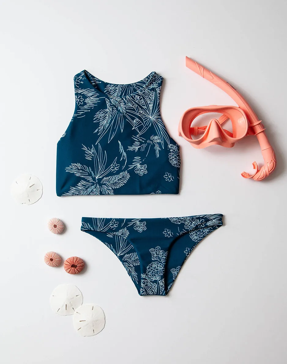 Sanitas Compression Bottom: Scenic sold by Carve Designs product image thumbnail 4