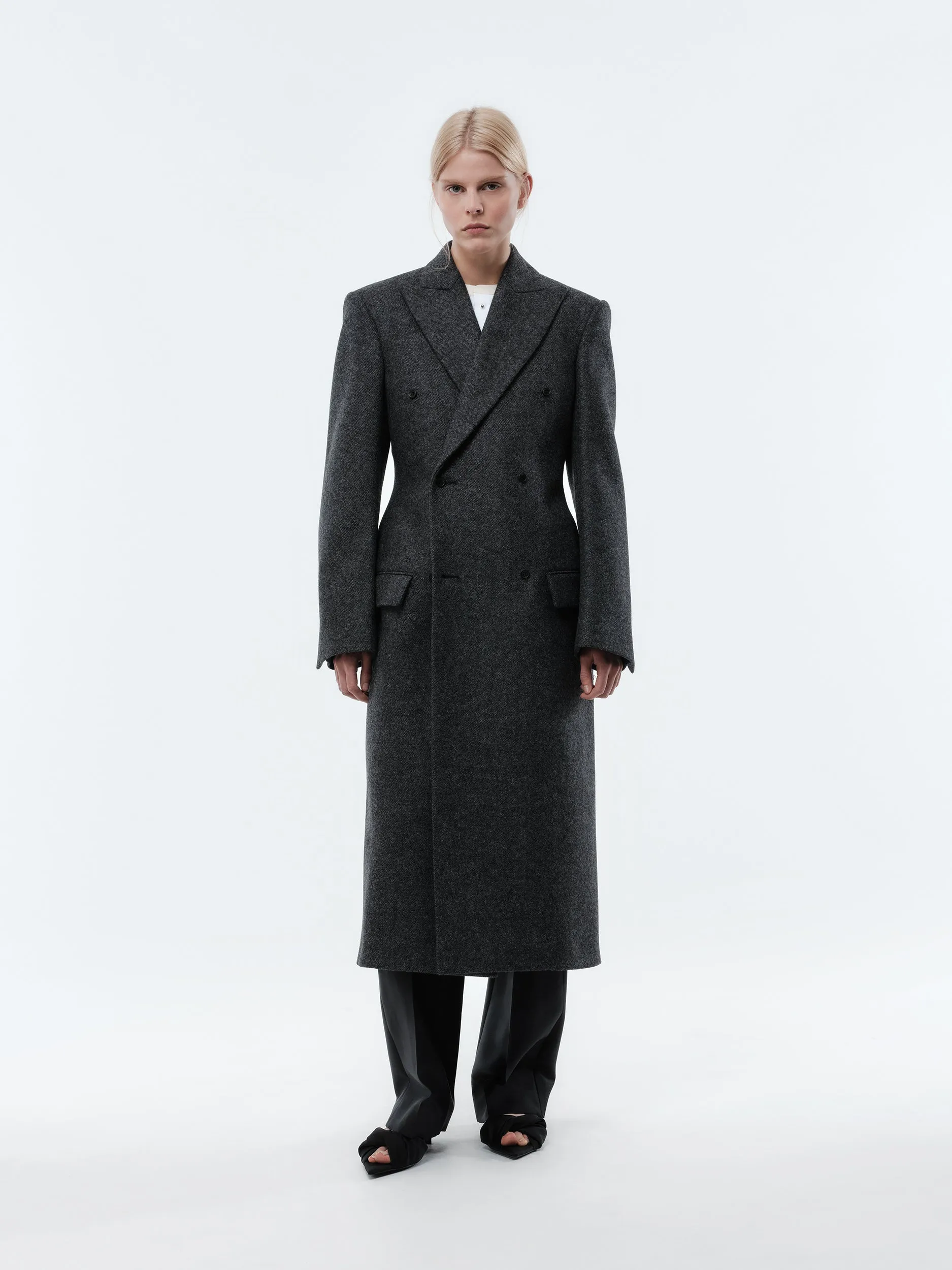Manteau tailleur en laine Shetland sold by Carven