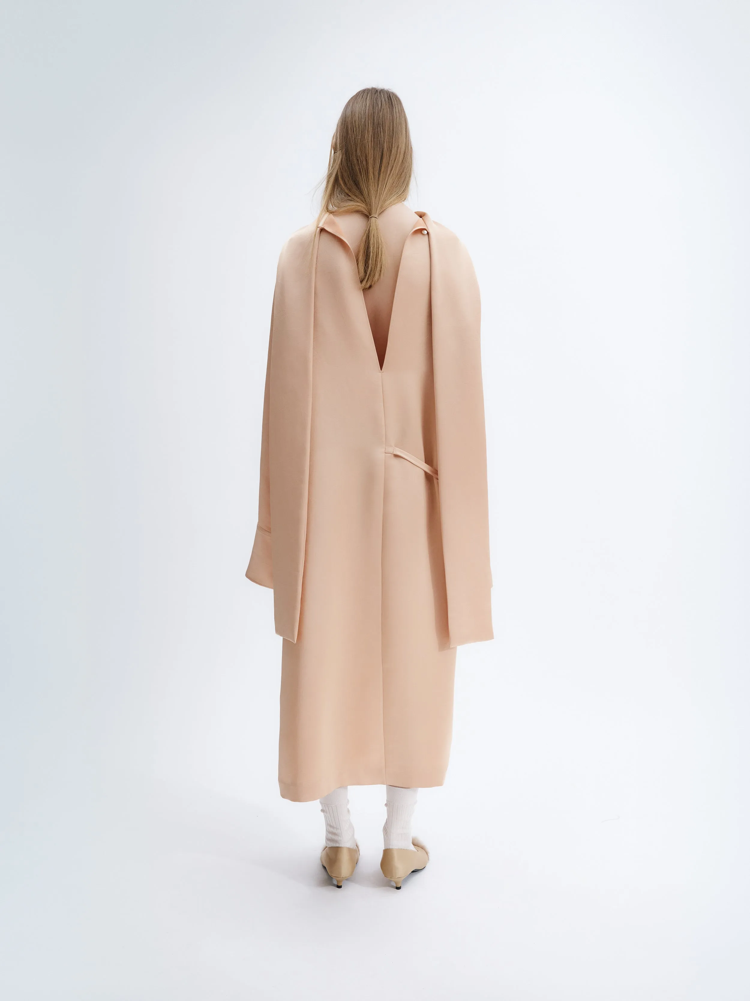 Robe col foulard en satin technique froissé sold by Carven product image thumbnail 2