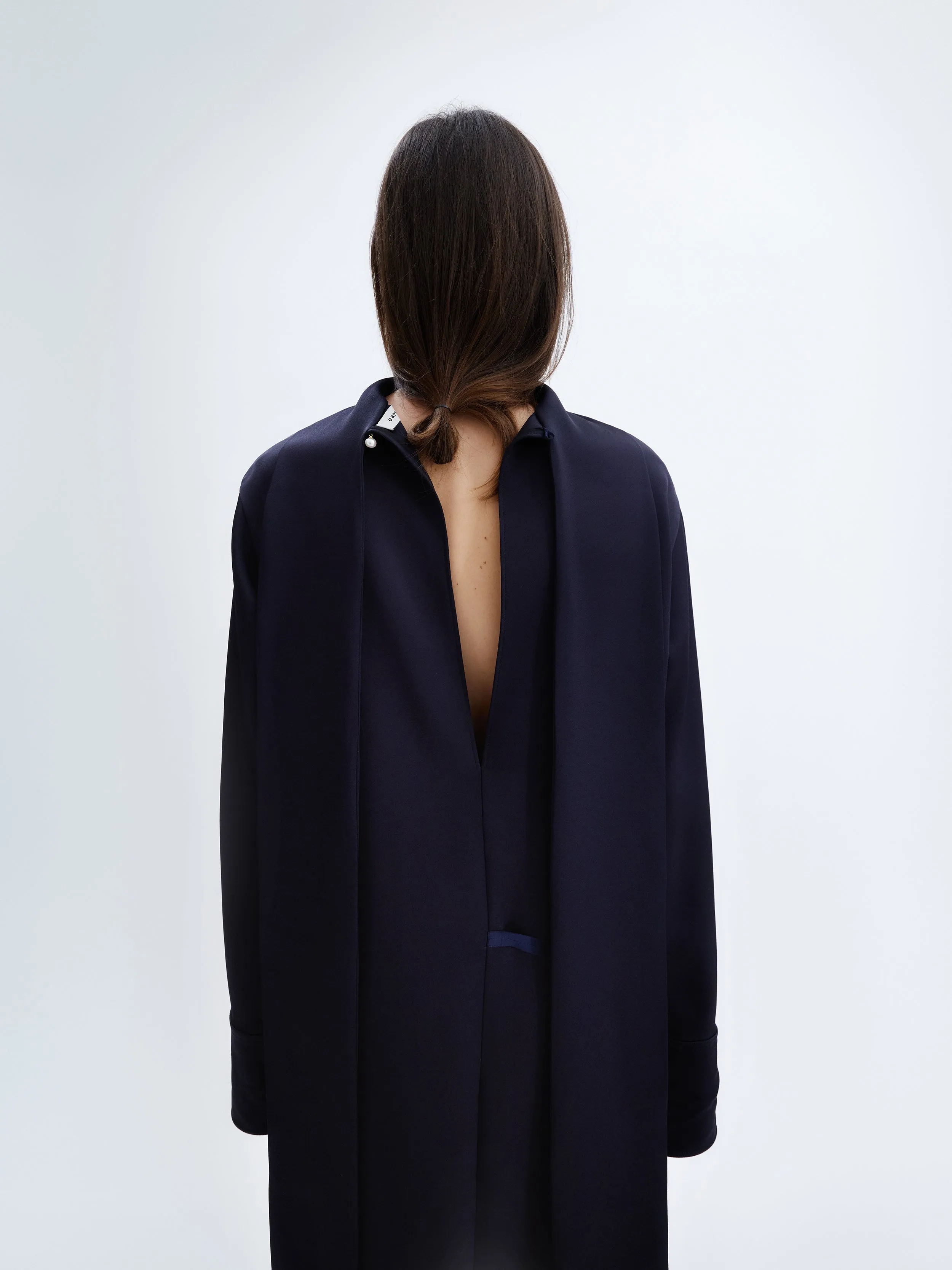 Robe col foulard en satin double sold by Carven product image thumbnail 2