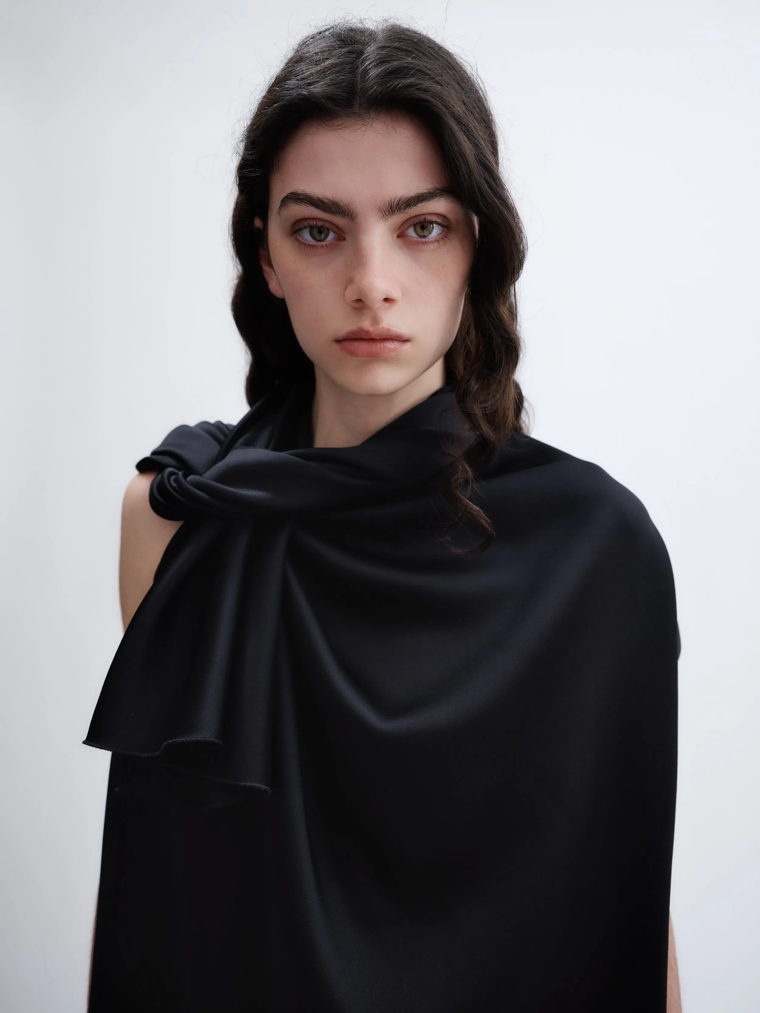 Top à col torsadé en satin double sold by Carven product image thumbnail 5