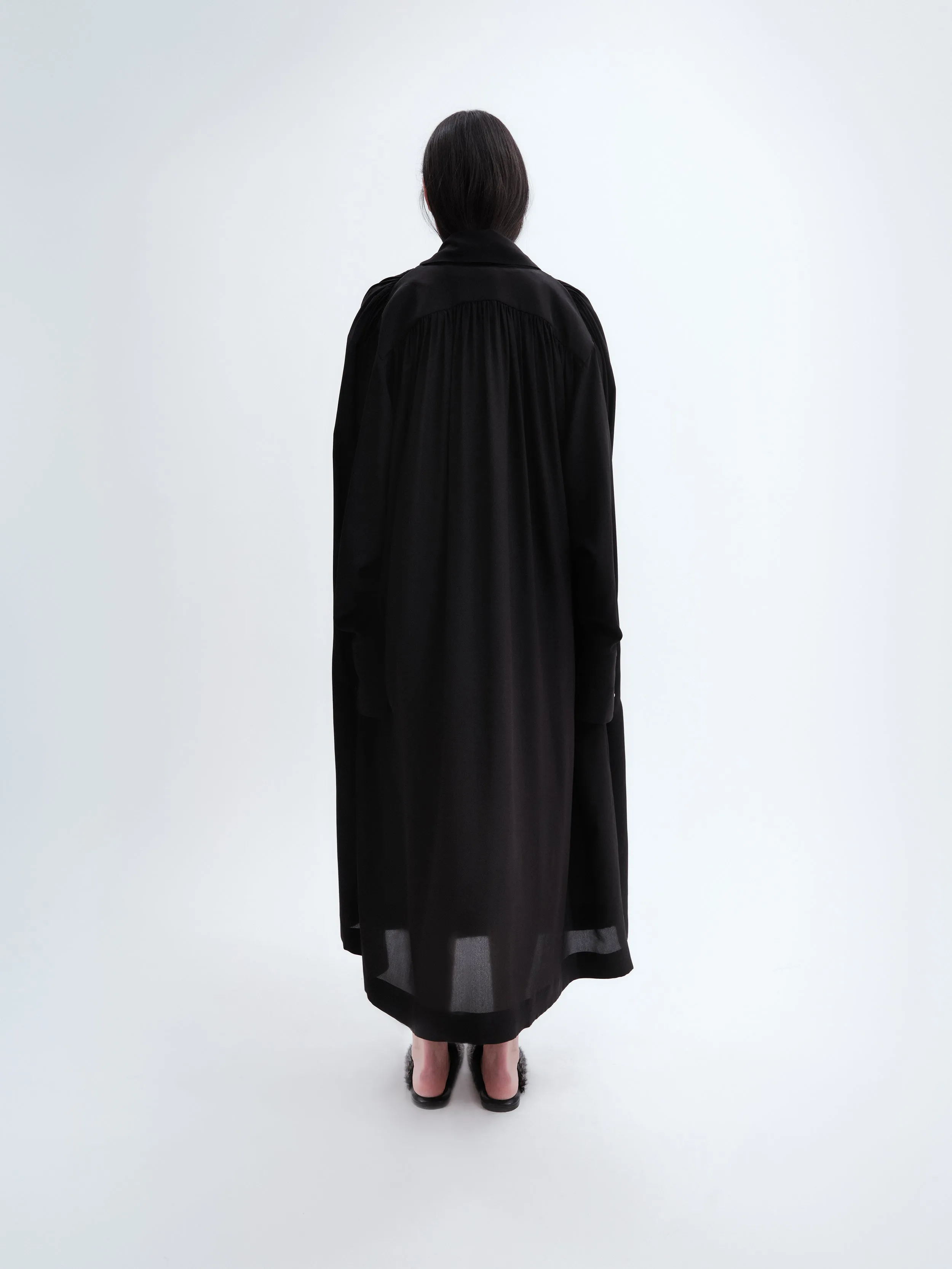 Robe chemise froncée en crêpe de Chine sold by Carven product image thumbnail 4