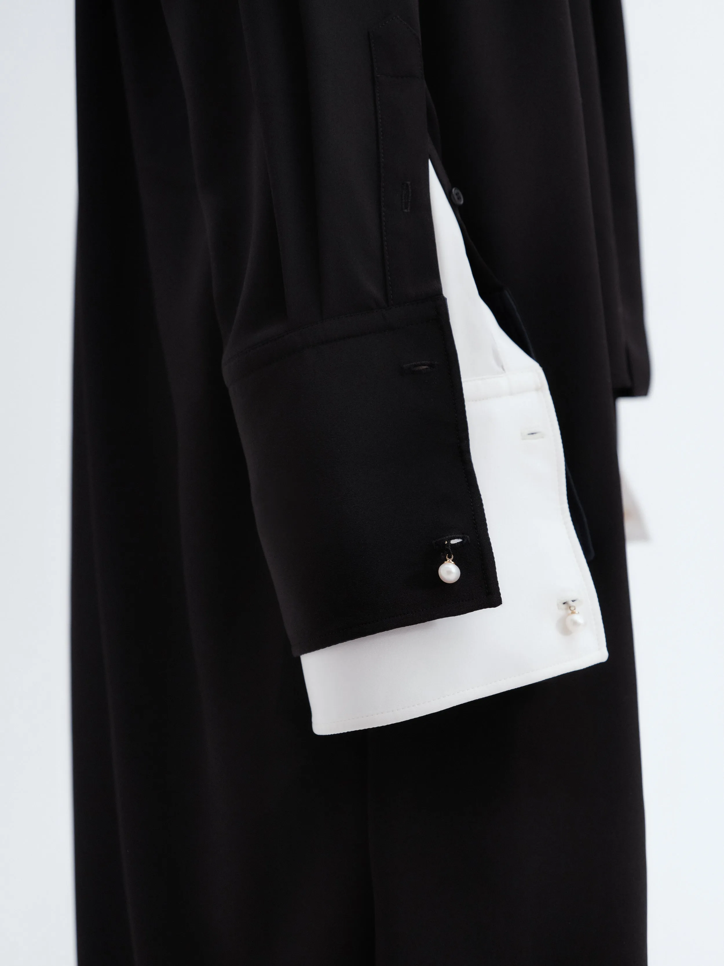 Robe chemise froncée en crêpe de Chine sold by Carven product image thumbnail 5