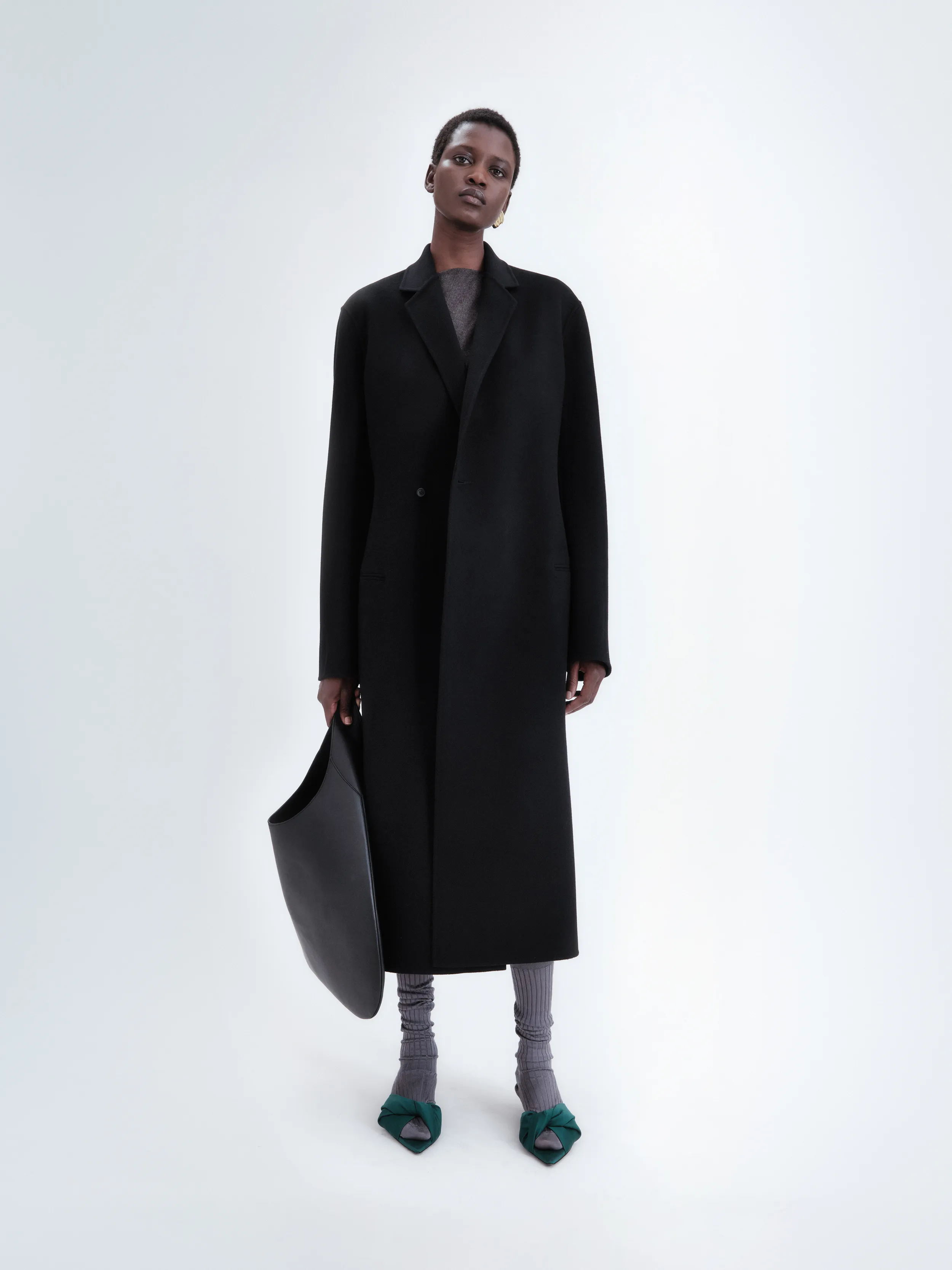 Manteau simple boutonnage en laine double face sold by Carven