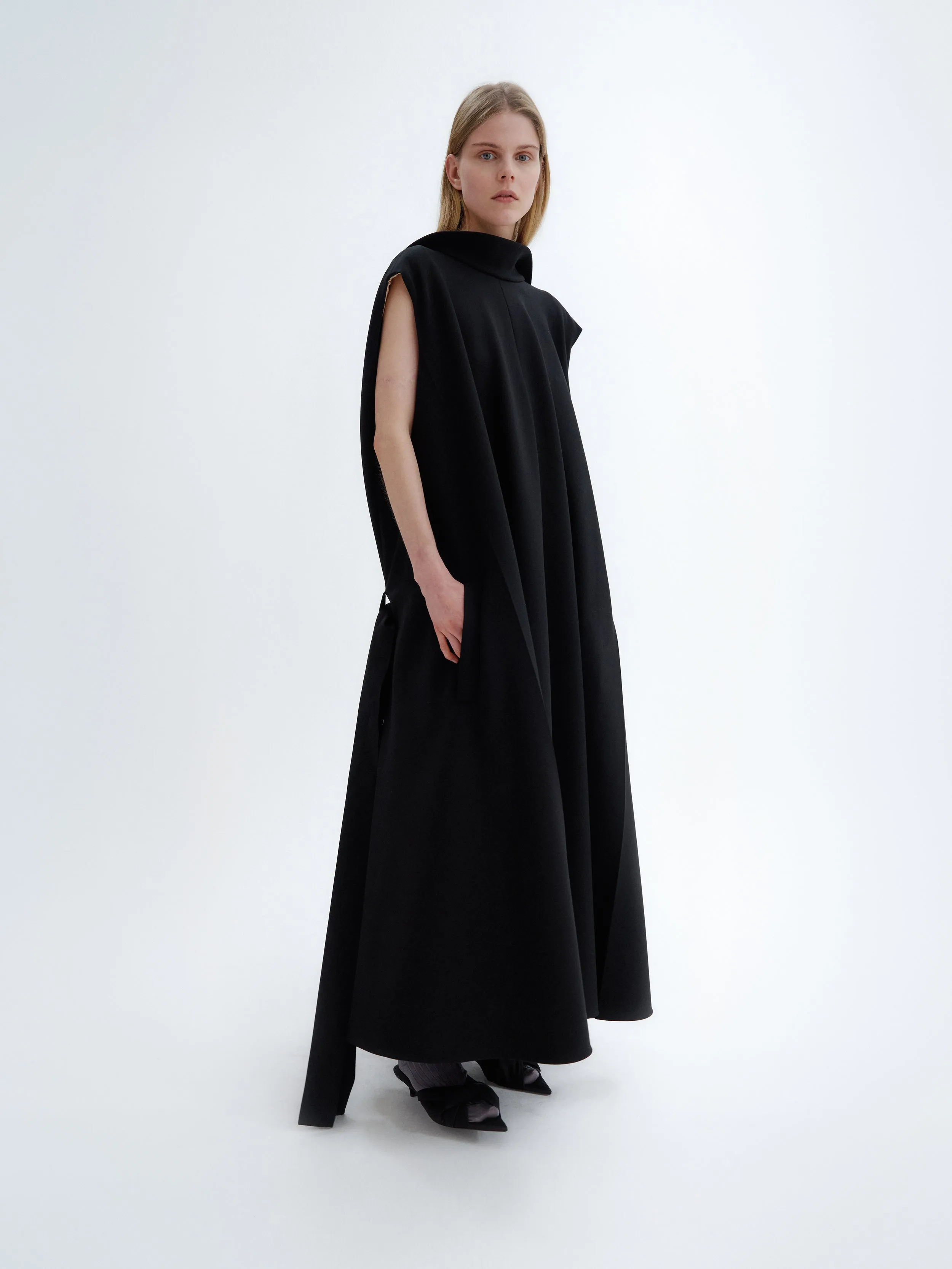 Robe ample colonne sold by Carven product image thumbnail 3