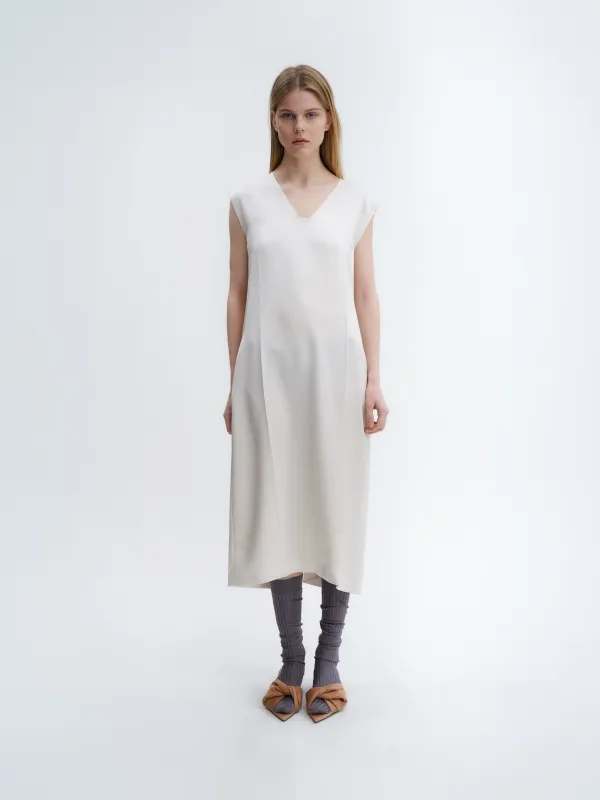 Robe droite en satin technique froissé made by Carven