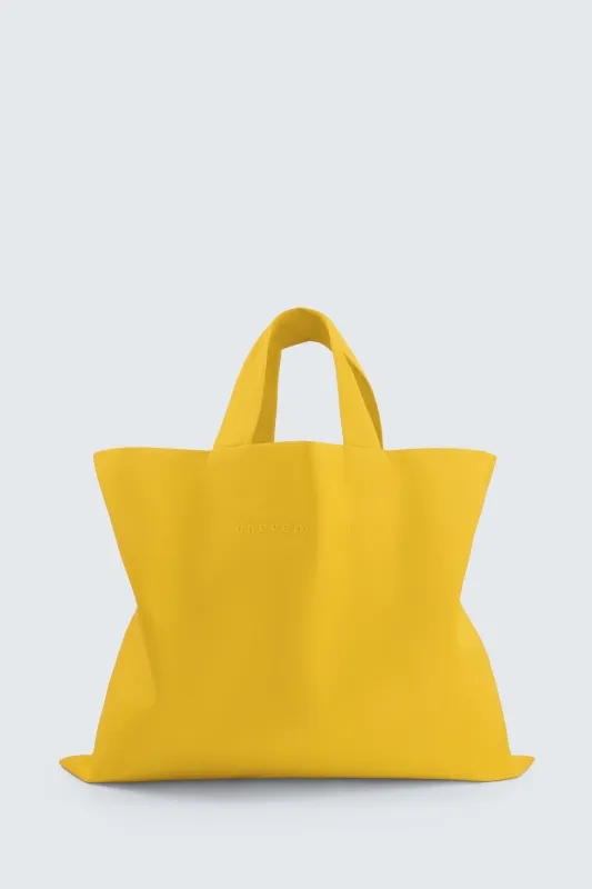 Petit cabas Jeannette en nylon brillant made by Carven