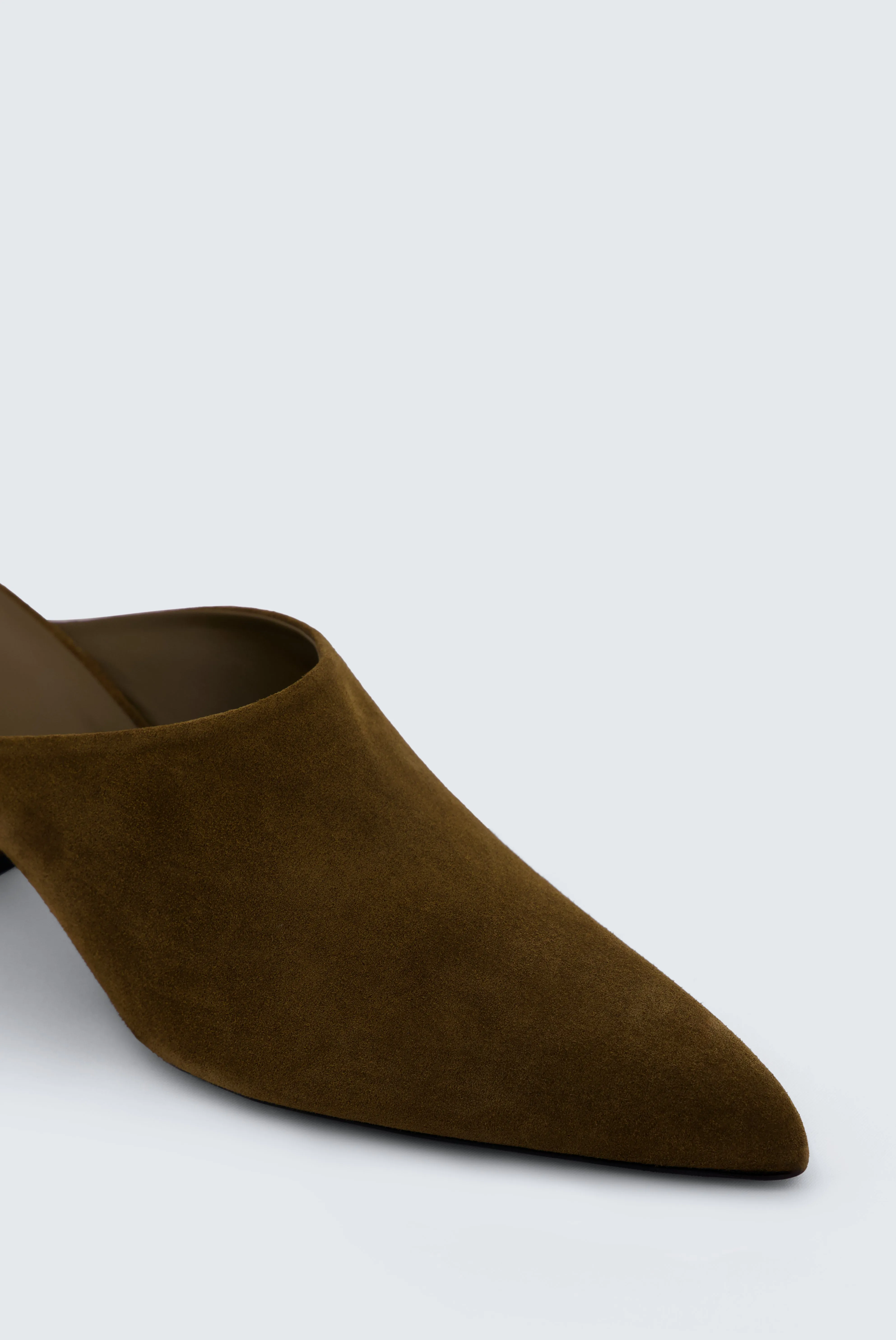 Mule Rivoli en cuir velours sold by Carven product image thumbnail 3