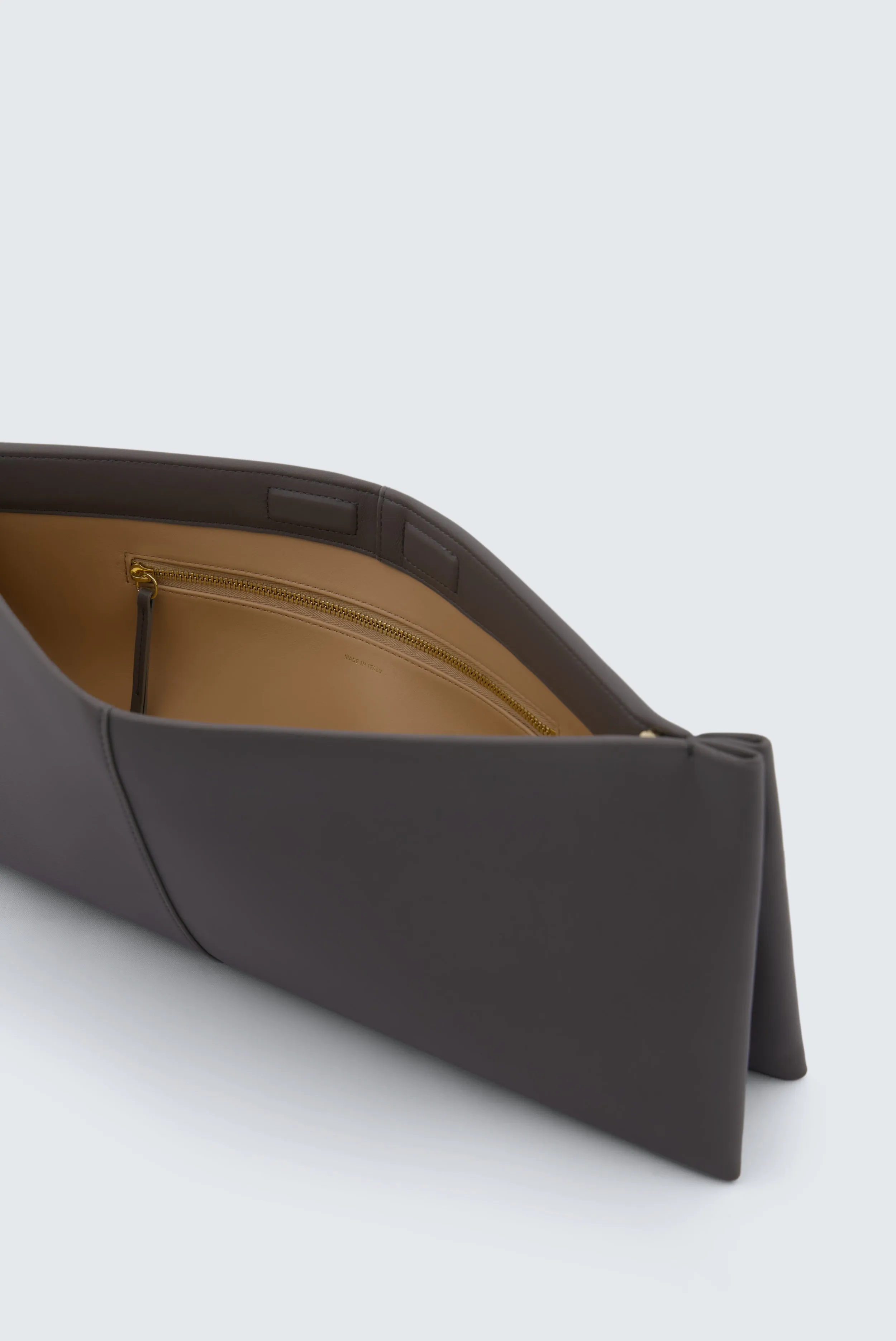 Pochette Louise en cuir nappa sold by Carven product image thumbnail 4