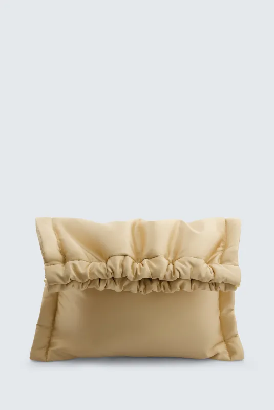 Sac Louise Medium en satin couture sold by Carven