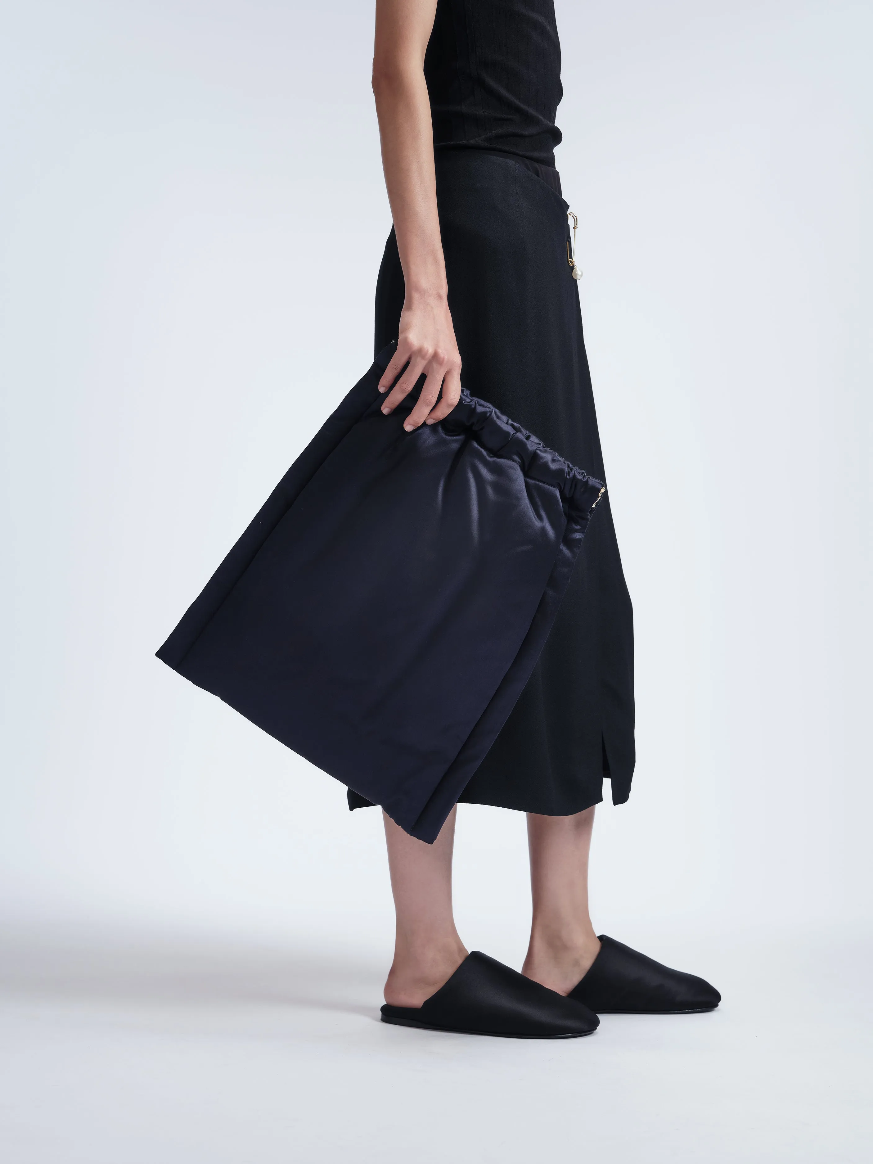 Sac Louise Medium en satin sold by Carven product image thumbnail 2
