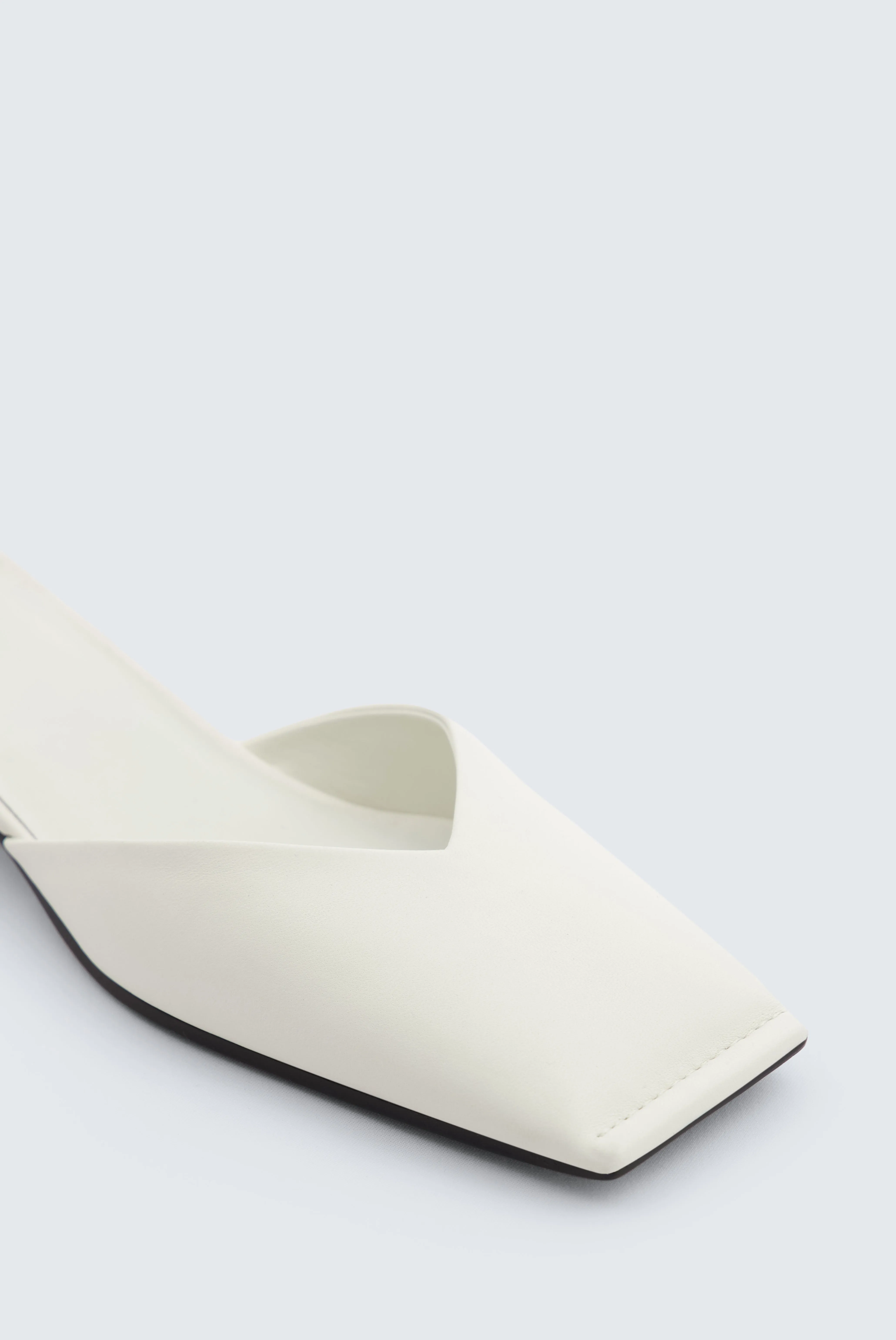 Mule à talon Vendôme en cuir sold by Carven product image thumbnail 4