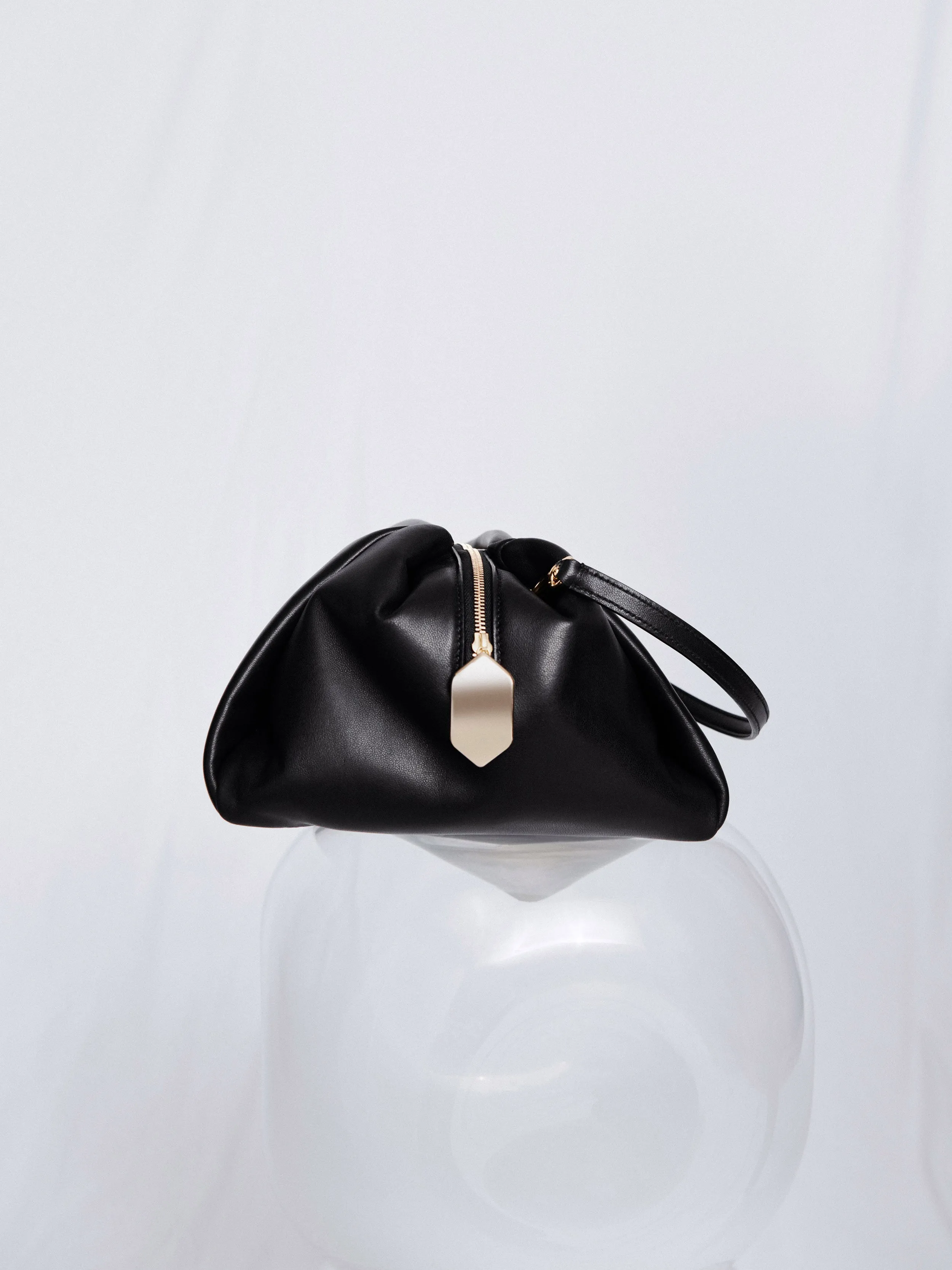 Sac Marie en cuir sold by Carven product image thumbnail 5