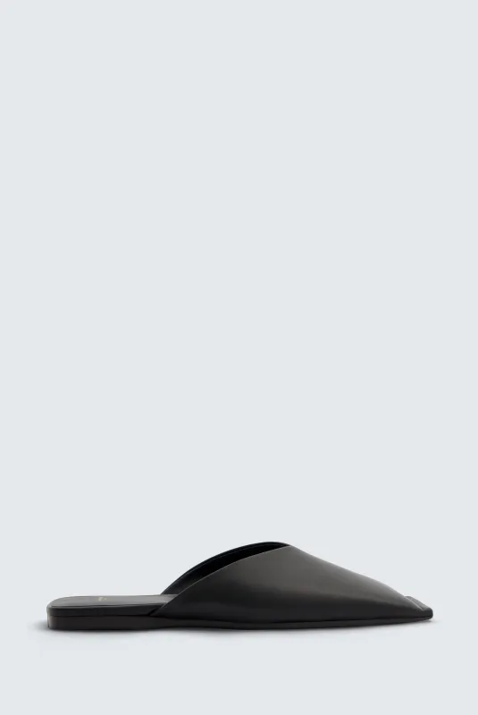 Mule plate Vendôme en cuir sold by Carven