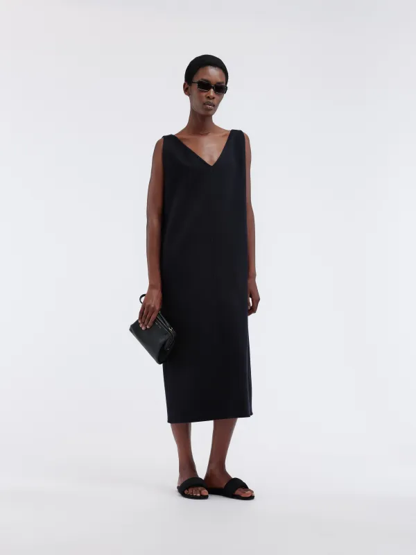 Robe col en V en laine double face légère made by Carven