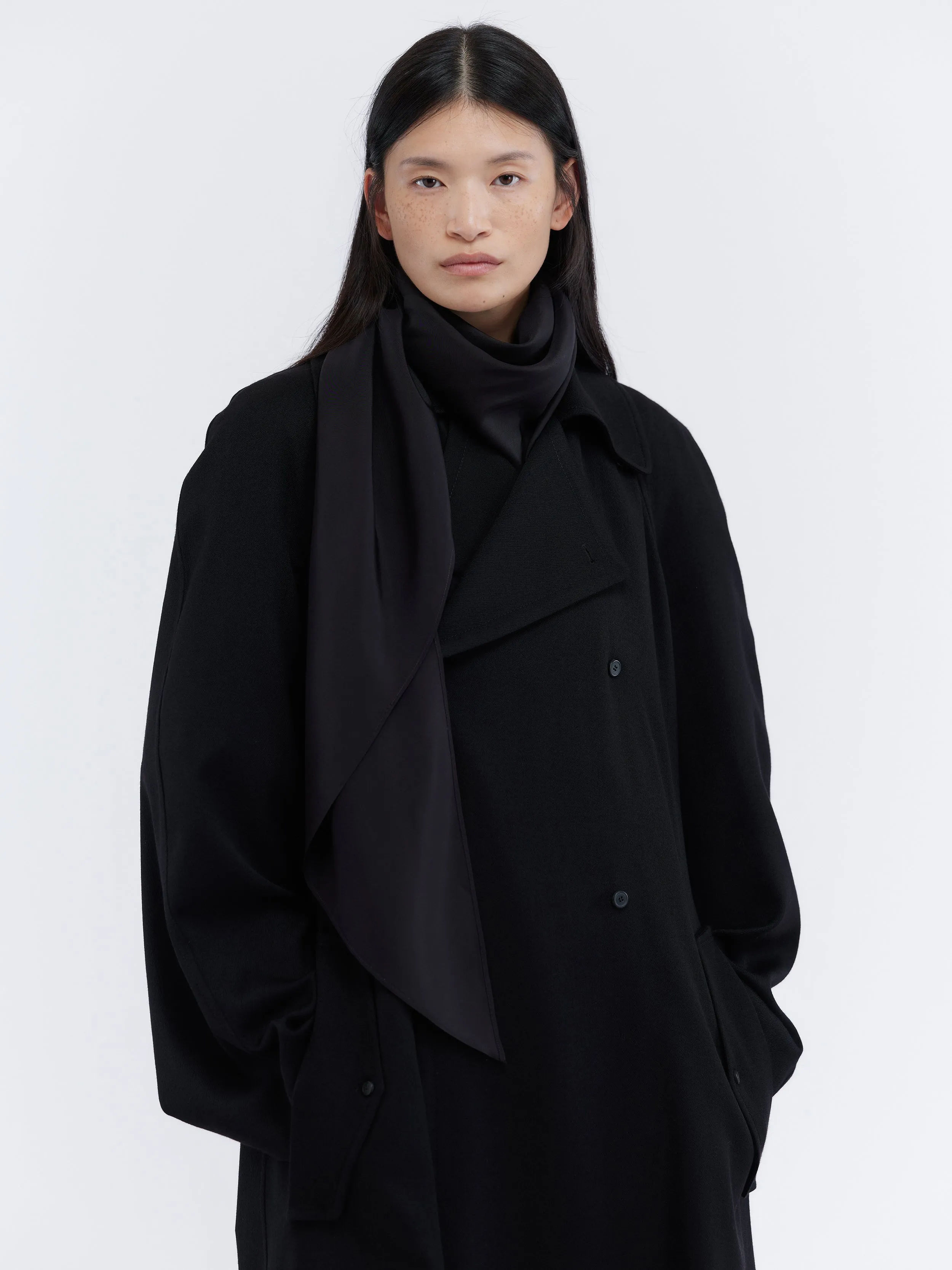 Trench foulard en crêpe de laine sold by Carven product image thumbnail 2