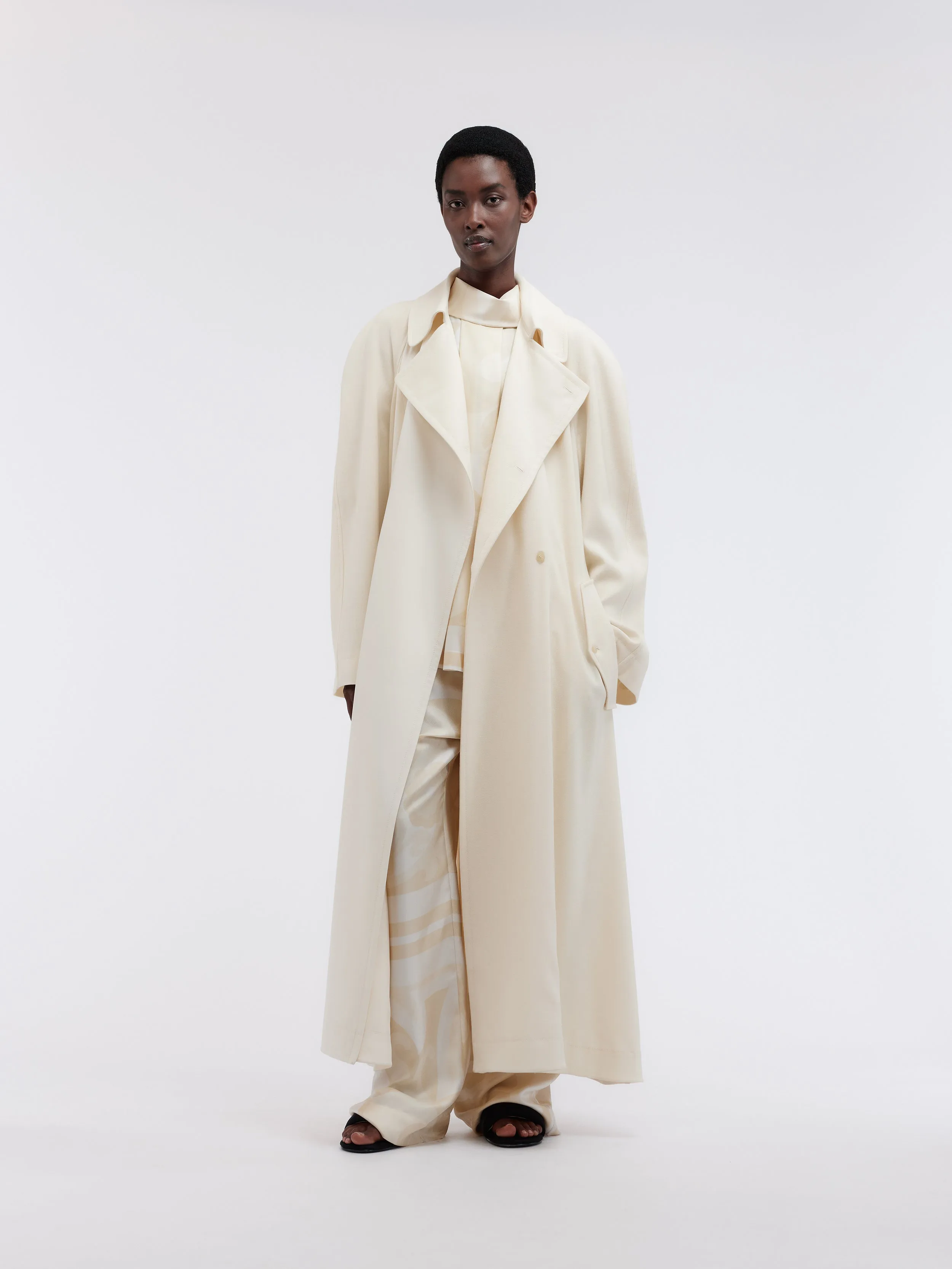 Trench foulard en crêpe de laine sold by Carven