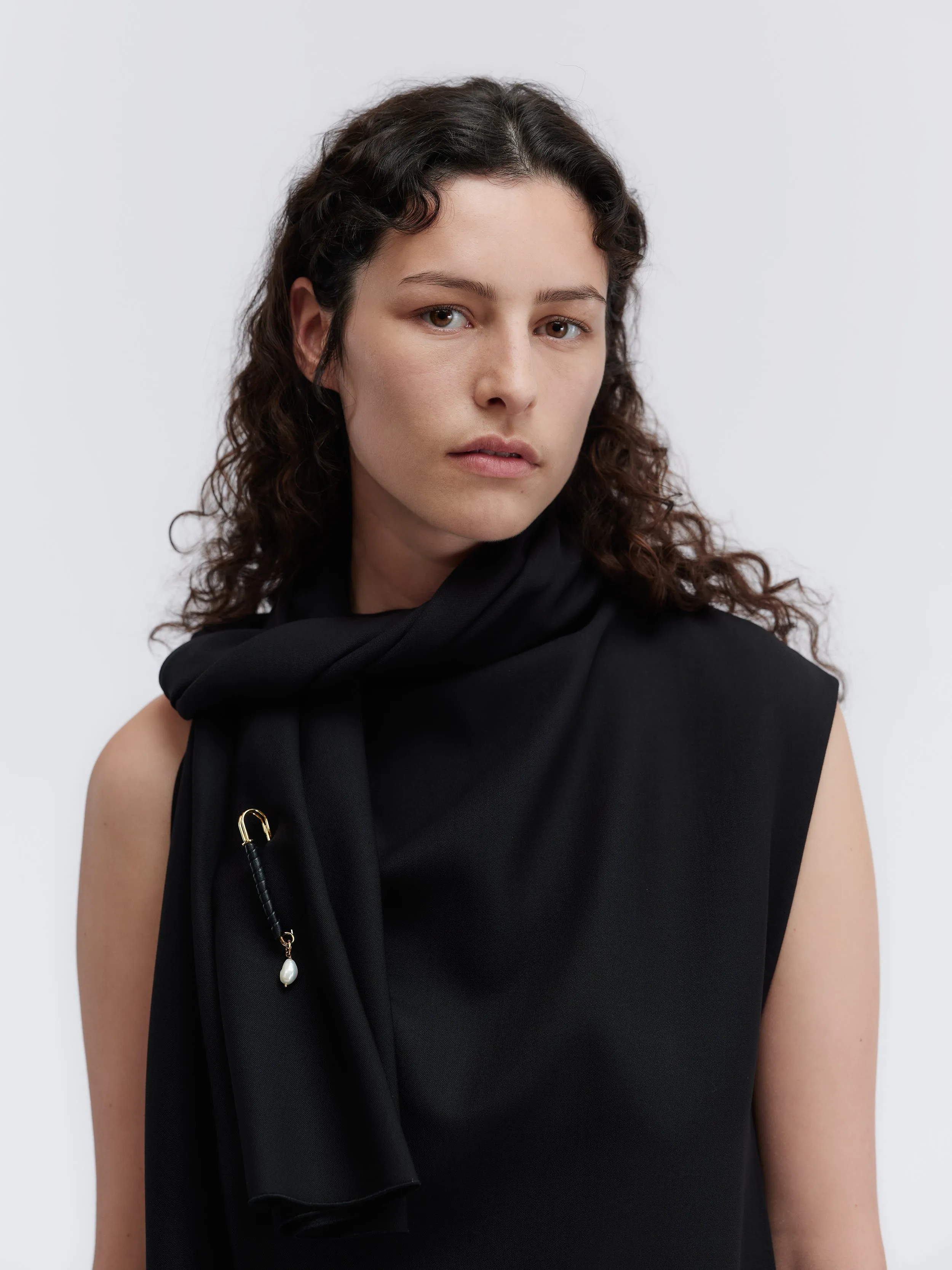 Robe foulard en grain de poudre sold by Carven product image thumbnail 2