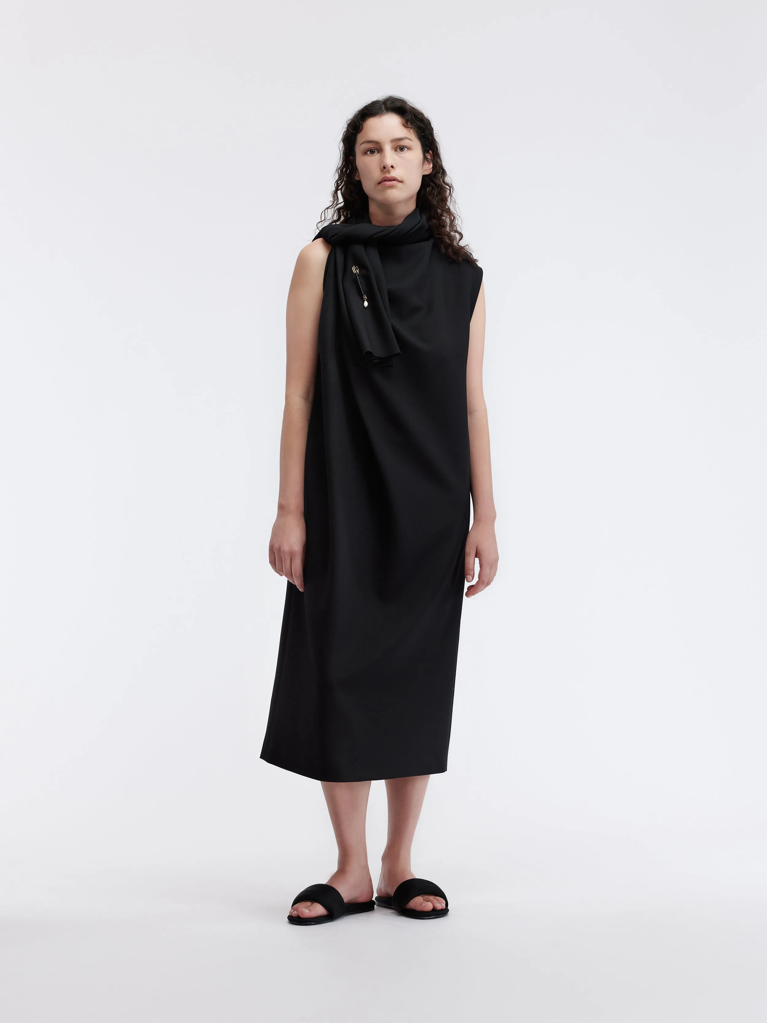 Robe foulard en grain de poudre sold by Carven