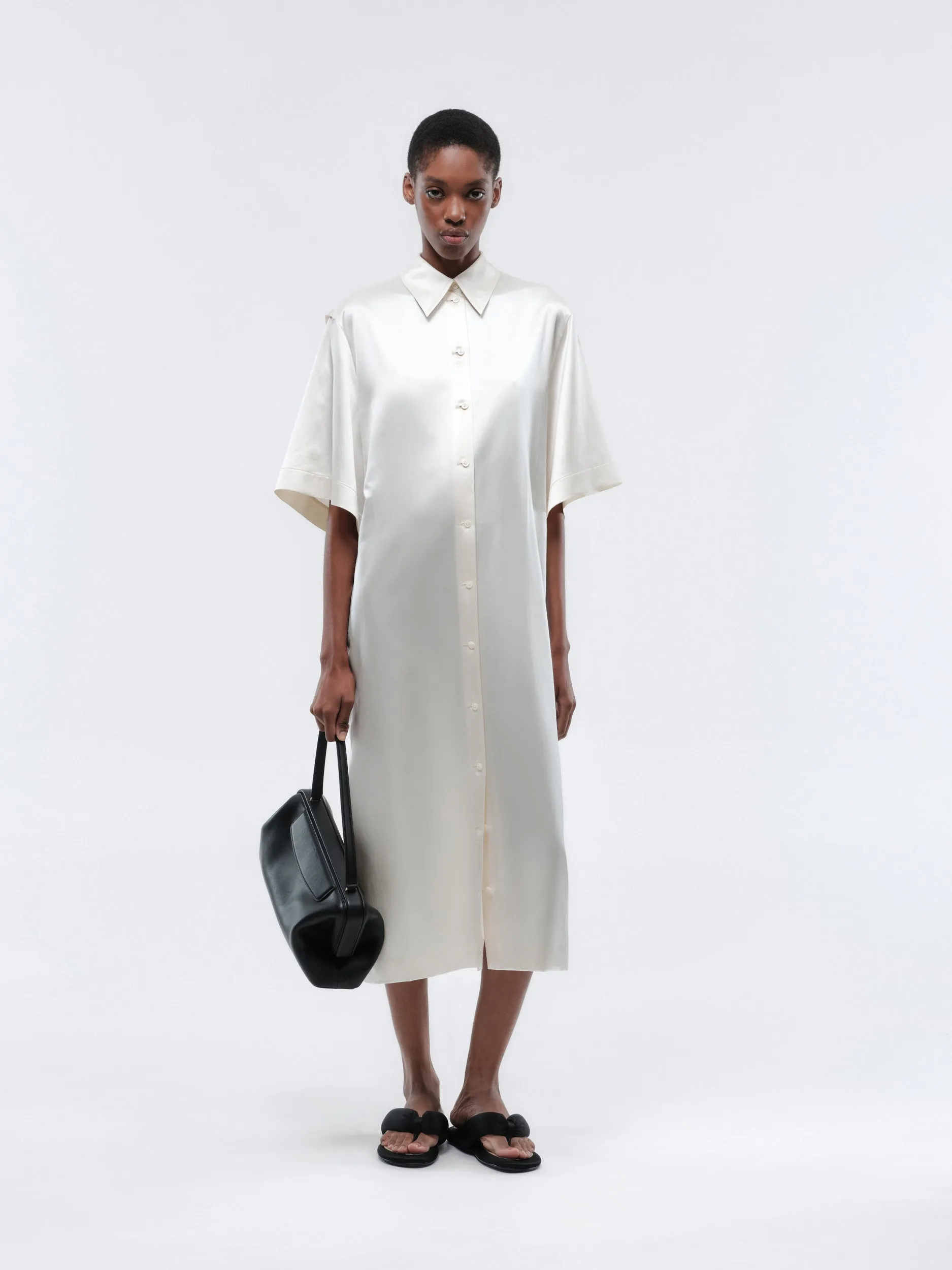 Robe chemise en satin lingerie sold by Carven