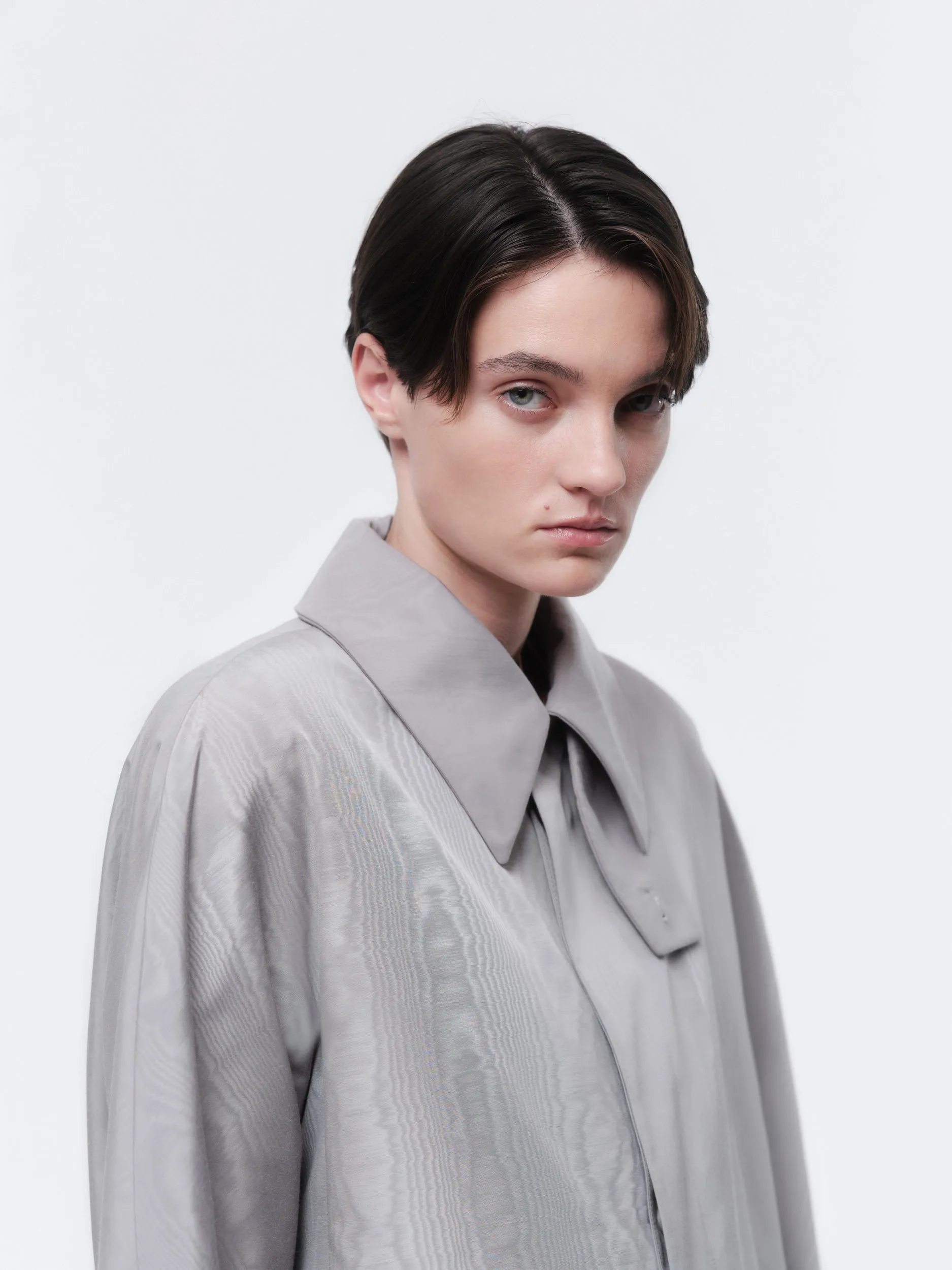 Trench coat en moiré technique sold by Carven product image thumbnail 4