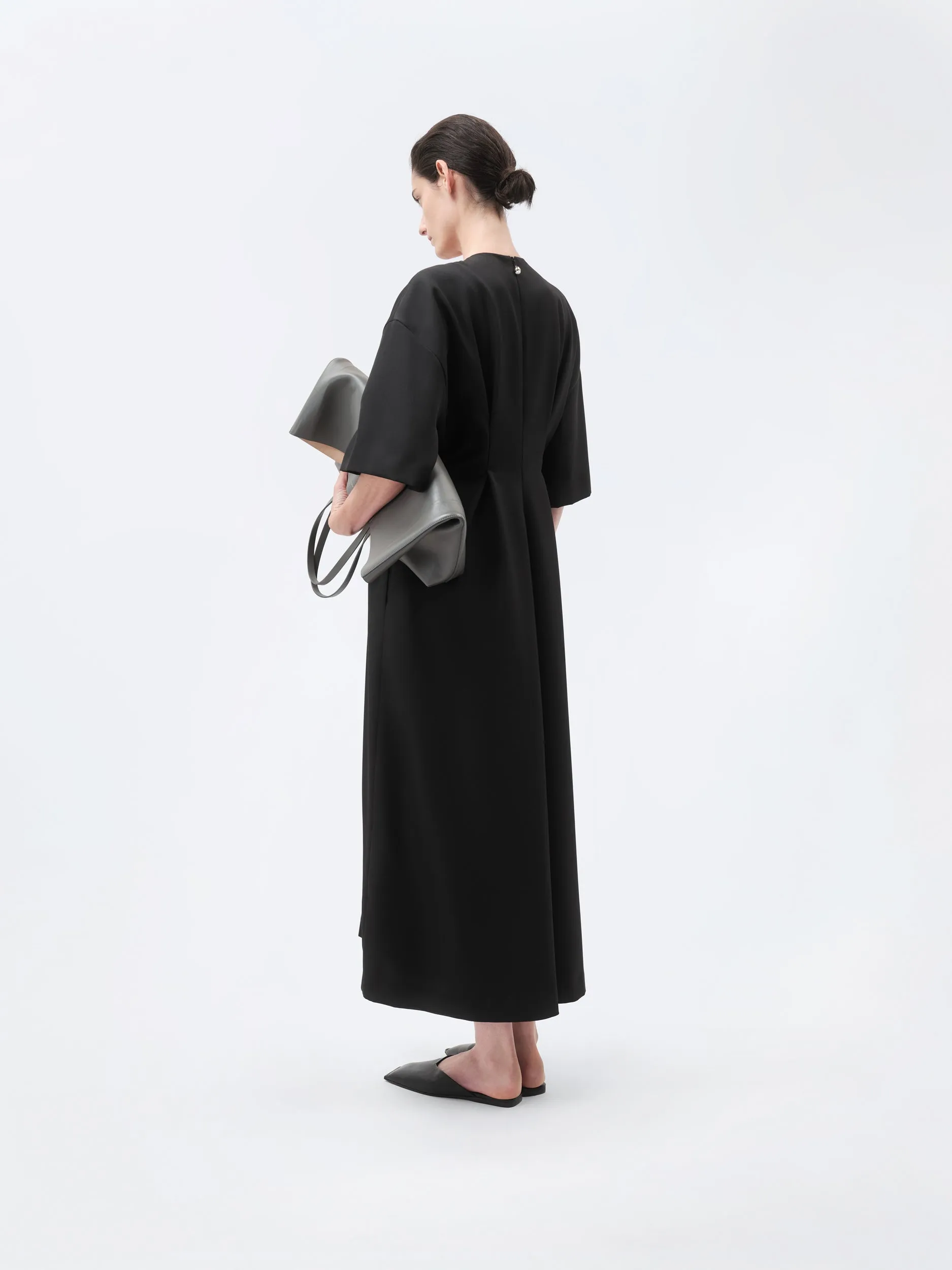 Robe à plis en grain de poudre sold by Carven product image thumbnail 3