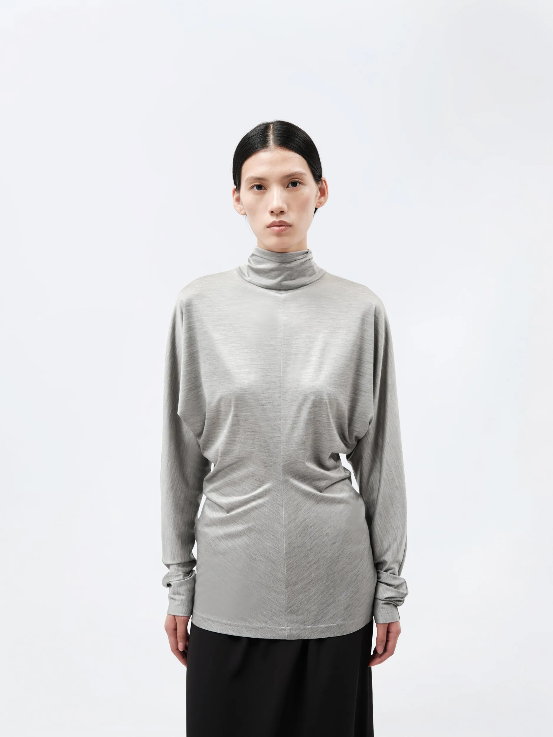 Top kimono en jersey de soie sold by Carven