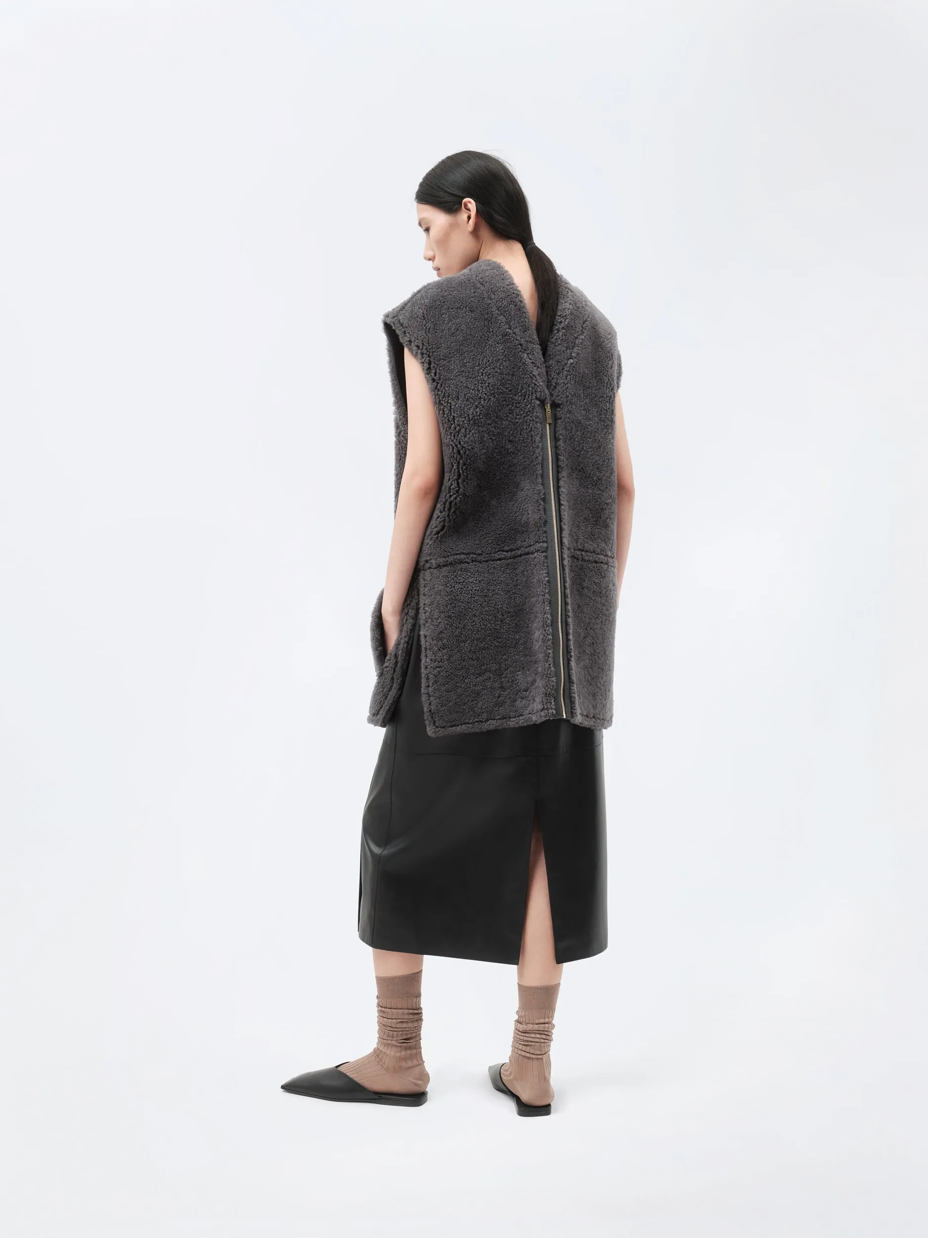 Veste sans manches en shearling bouclé sold by Carven product image thumbnail 3