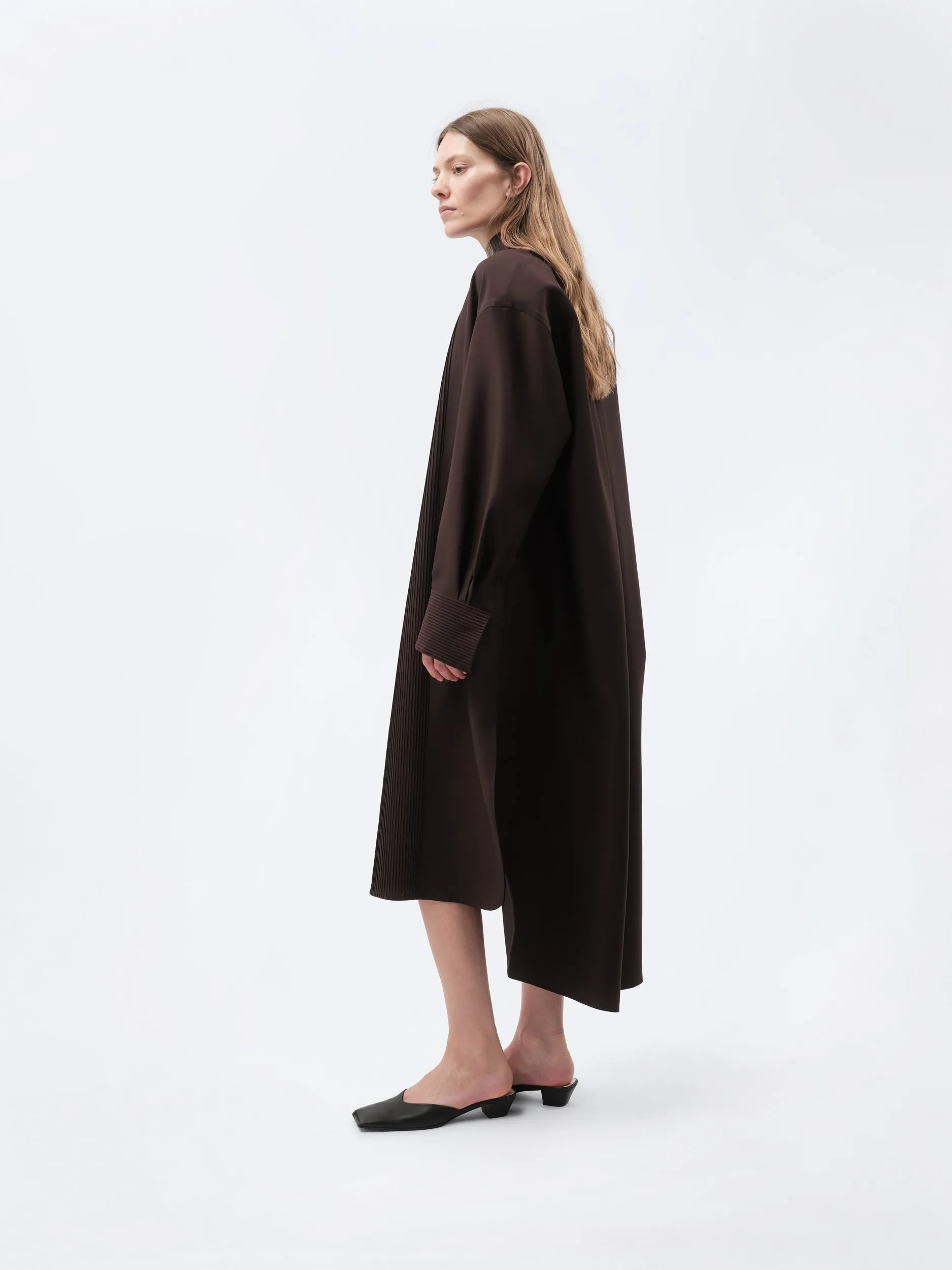 Robe chemise à plis en toile de soie et laine sold by Carven product image thumbnail 3