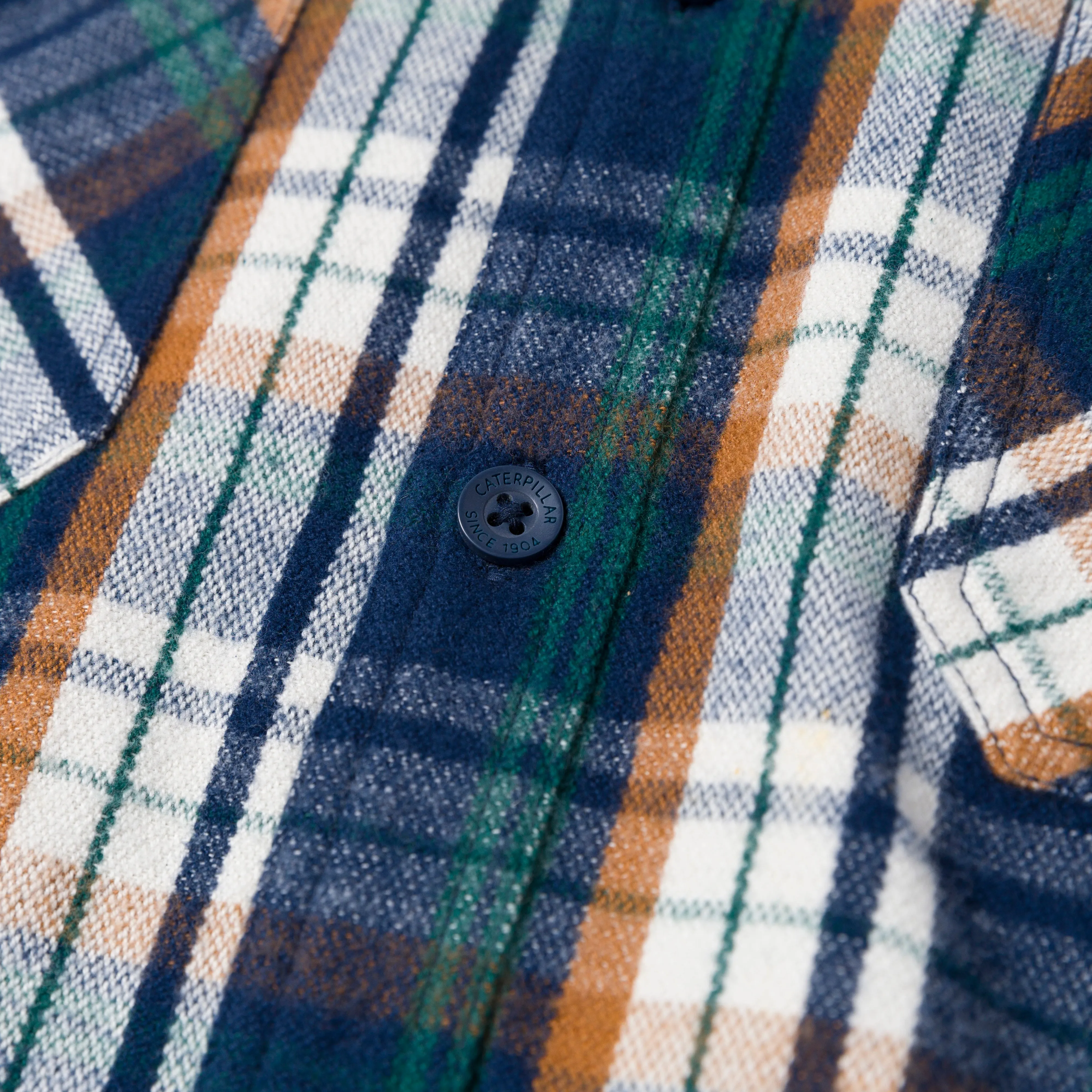Heavyweight Overshirt sold by Caterpillar product image thumbnail 2