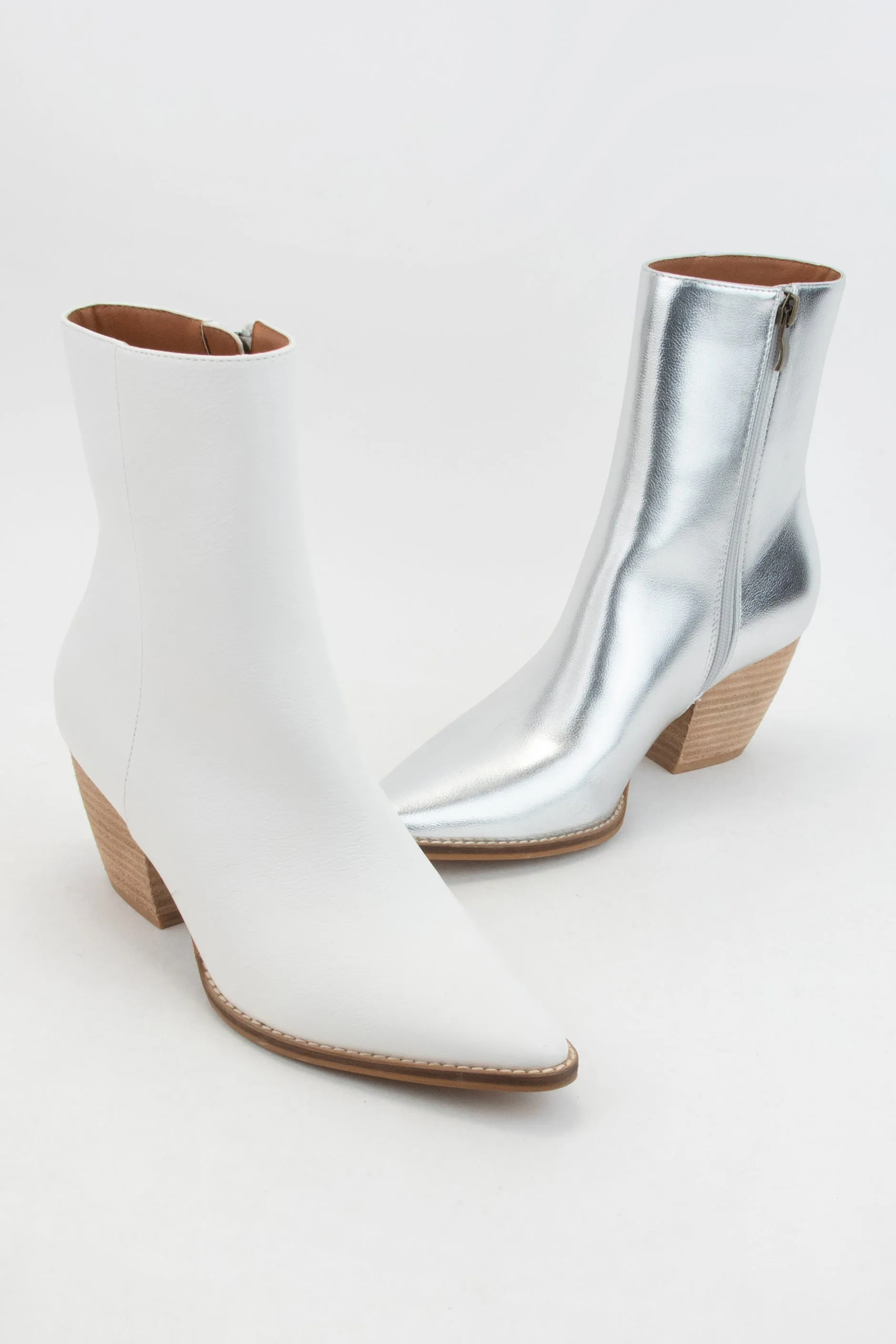 ARISA-01_WT sold by CCOCCI product image thumbnail 2