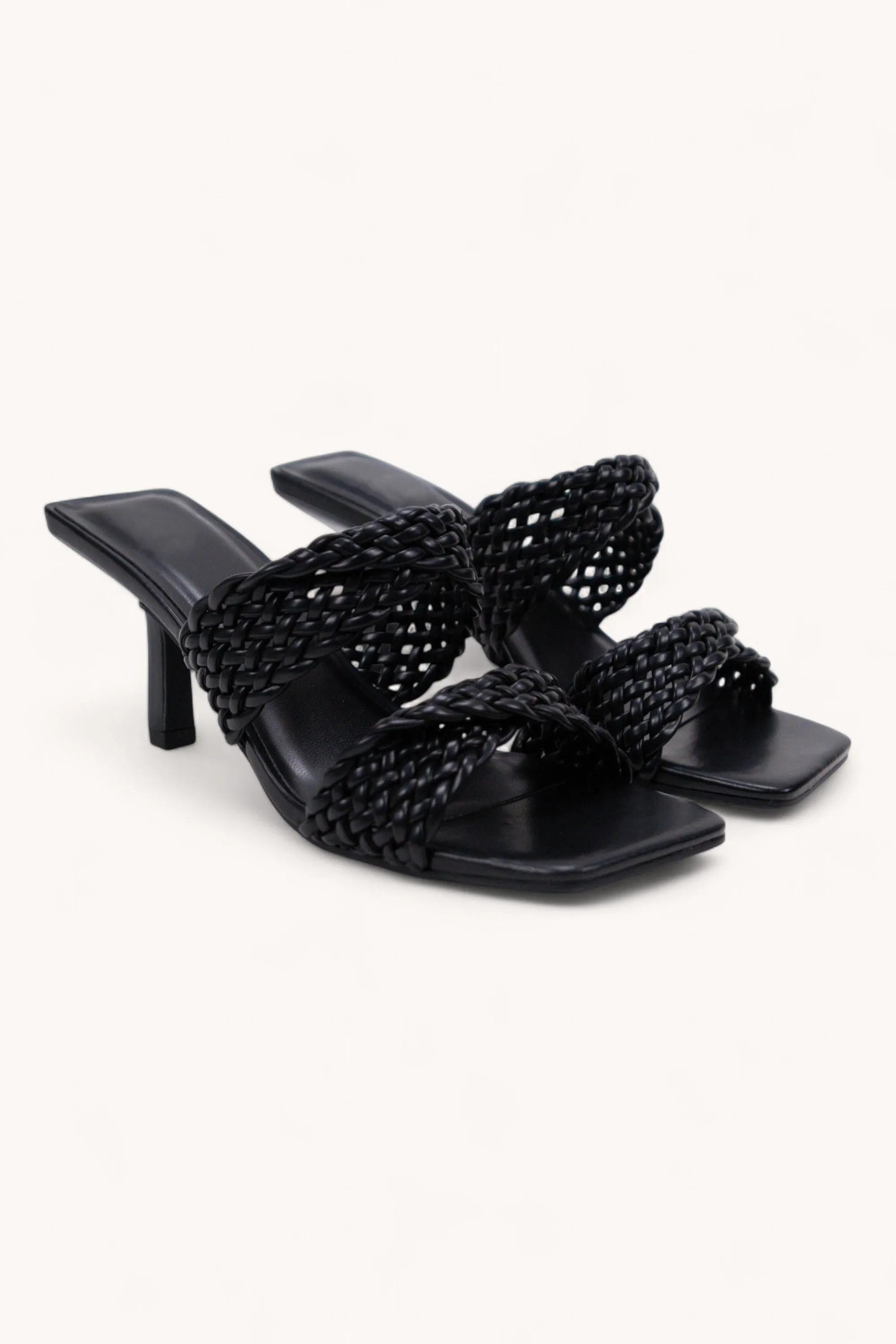 JARAH_BK sold by CCOCCI