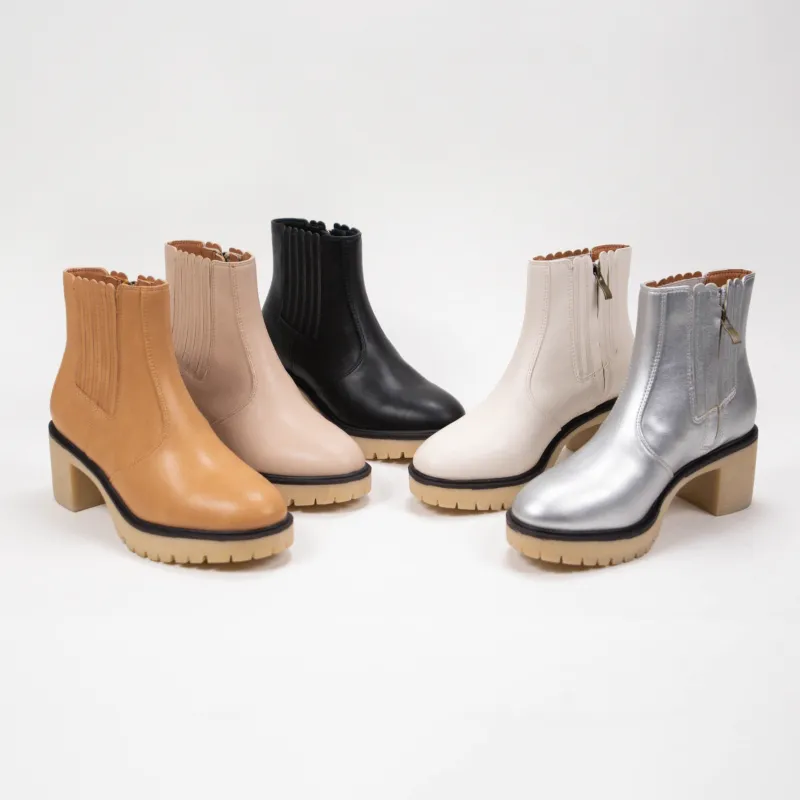 WINNIE sold by CCOCCI