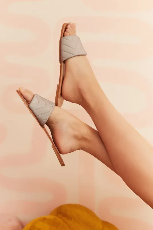 COURTNEY sold by CCOCCI