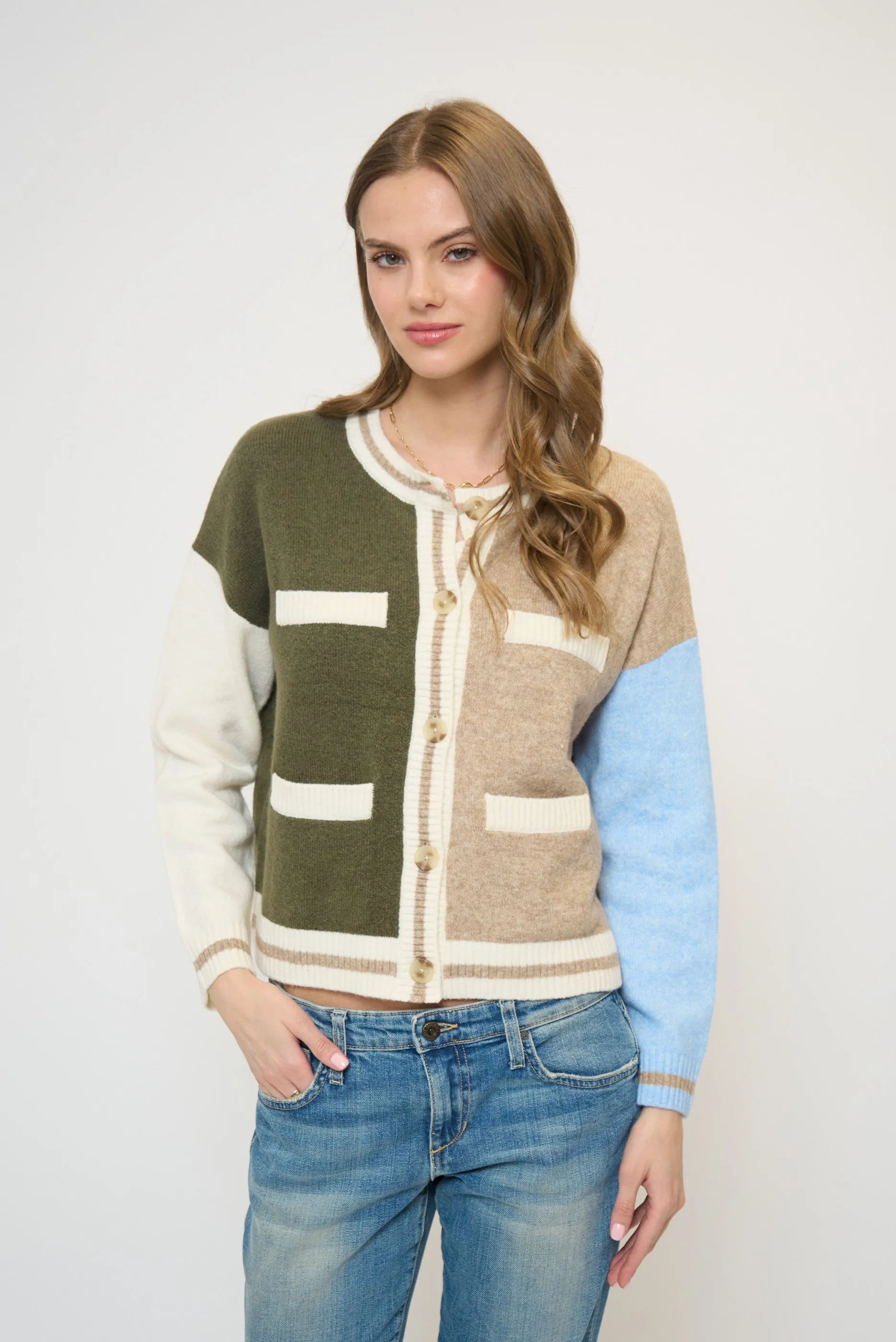 Wyatt Robbie Blocked Cardi sold by Central Park West