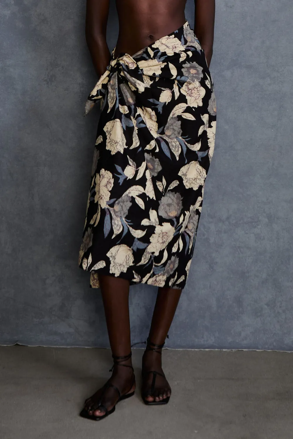 Freesia Printed Sarong Black sold by Chan Luu product image thumbnail 2