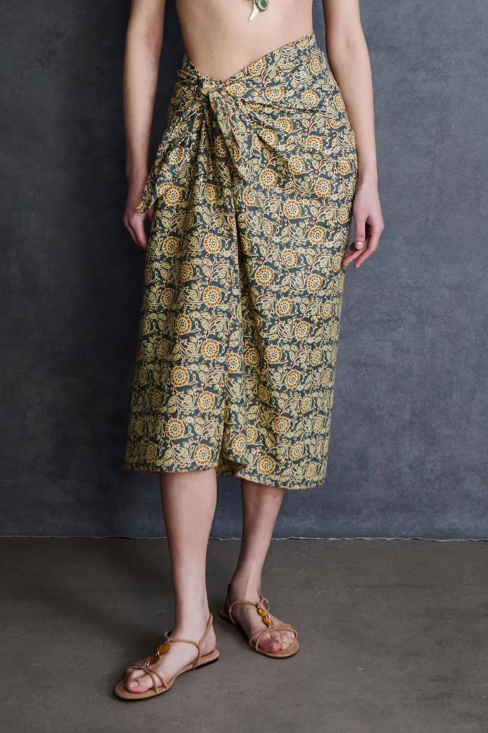 Sunflower Printed Sarong Steel Blue sold by Chan Luu product image thumbnail 2