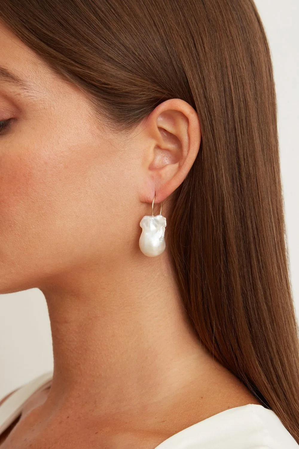 14k White Le Baroque Earrings sold by Chan Luu product image thumbnail 2