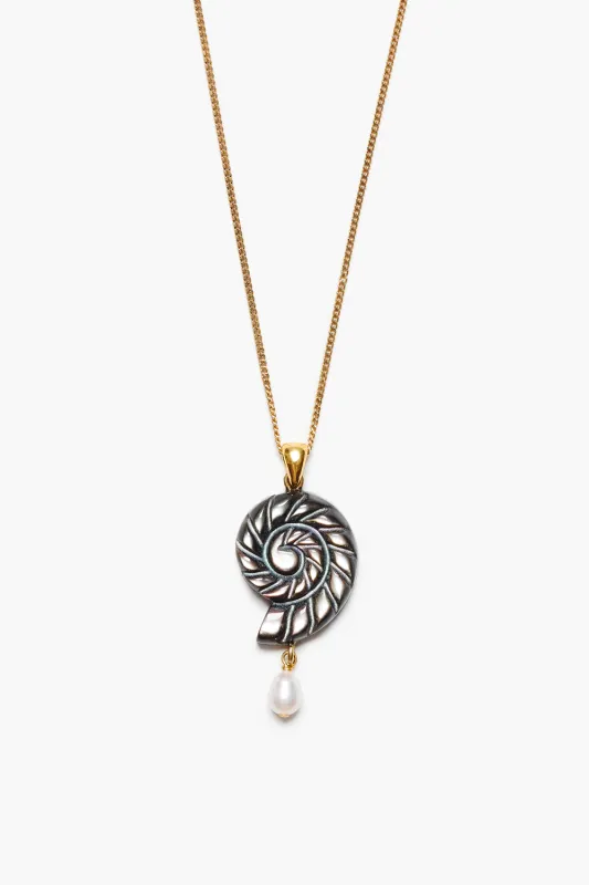 Nautilus Pendant Necklace Black MOP made by Chan Luu